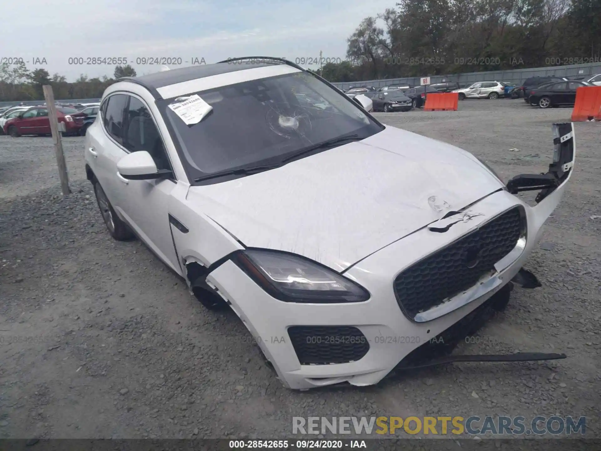 1 Photograph of a damaged car SADFP2FX2K1Z55471 JAGUAR E-PACE 2019