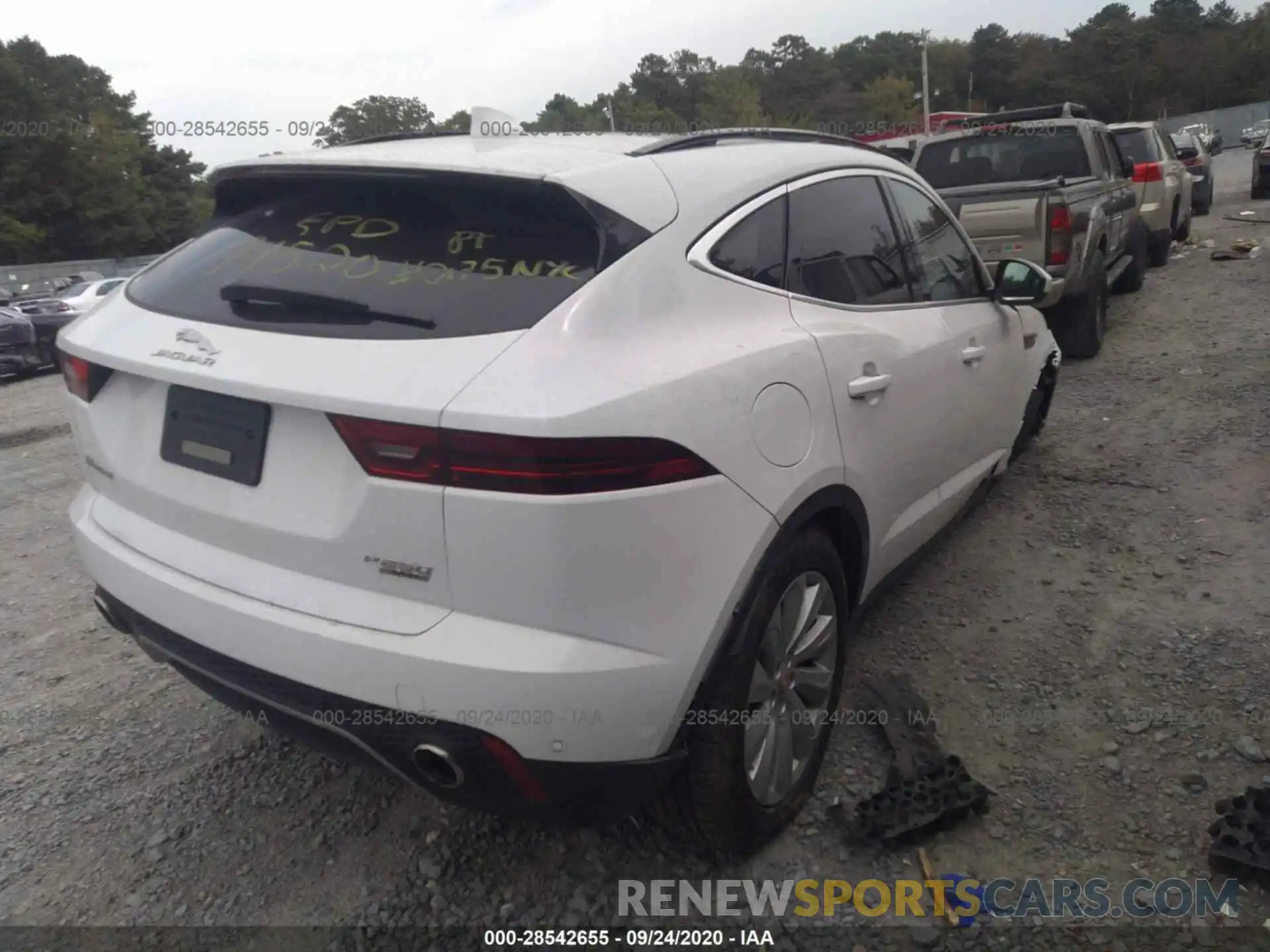 4 Photograph of a damaged car SADFP2FX2K1Z55471 JAGUAR E-PACE 2019