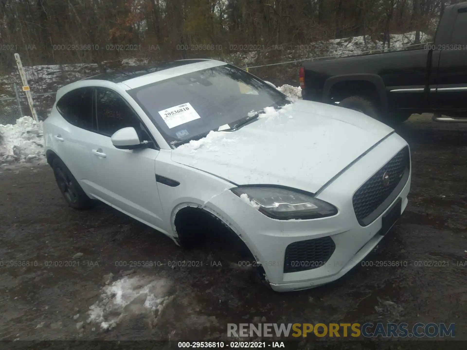 6 Photograph of a damaged car SADF12FX2L1Z75903 JAGUAR E-PACE 2020