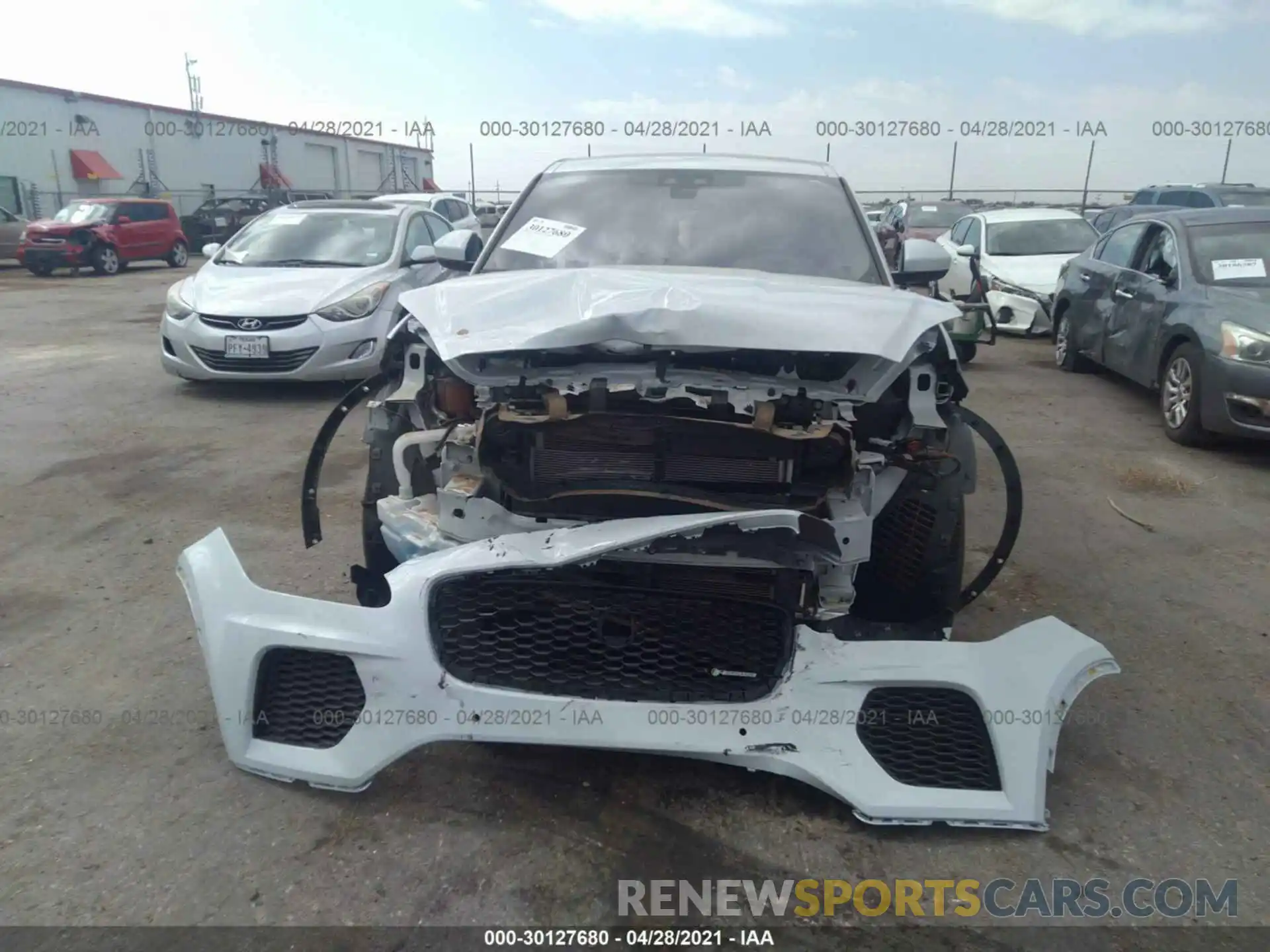 6 Photograph of a damaged car SADF12FX4L1Z77524 JAGUAR E-PACE 2020