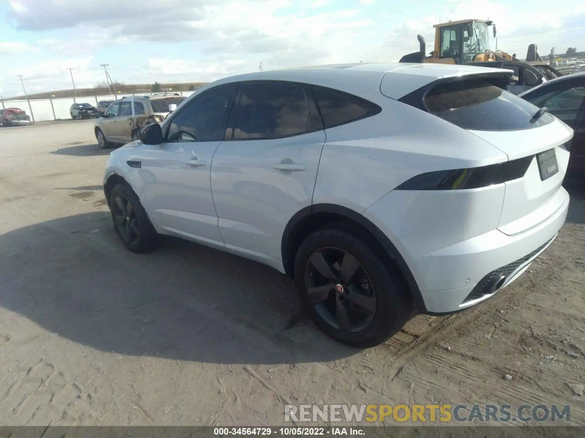 3 Photograph of a damaged car SADF12FX4L1Z80360 JAGUAR E-PACE 2020