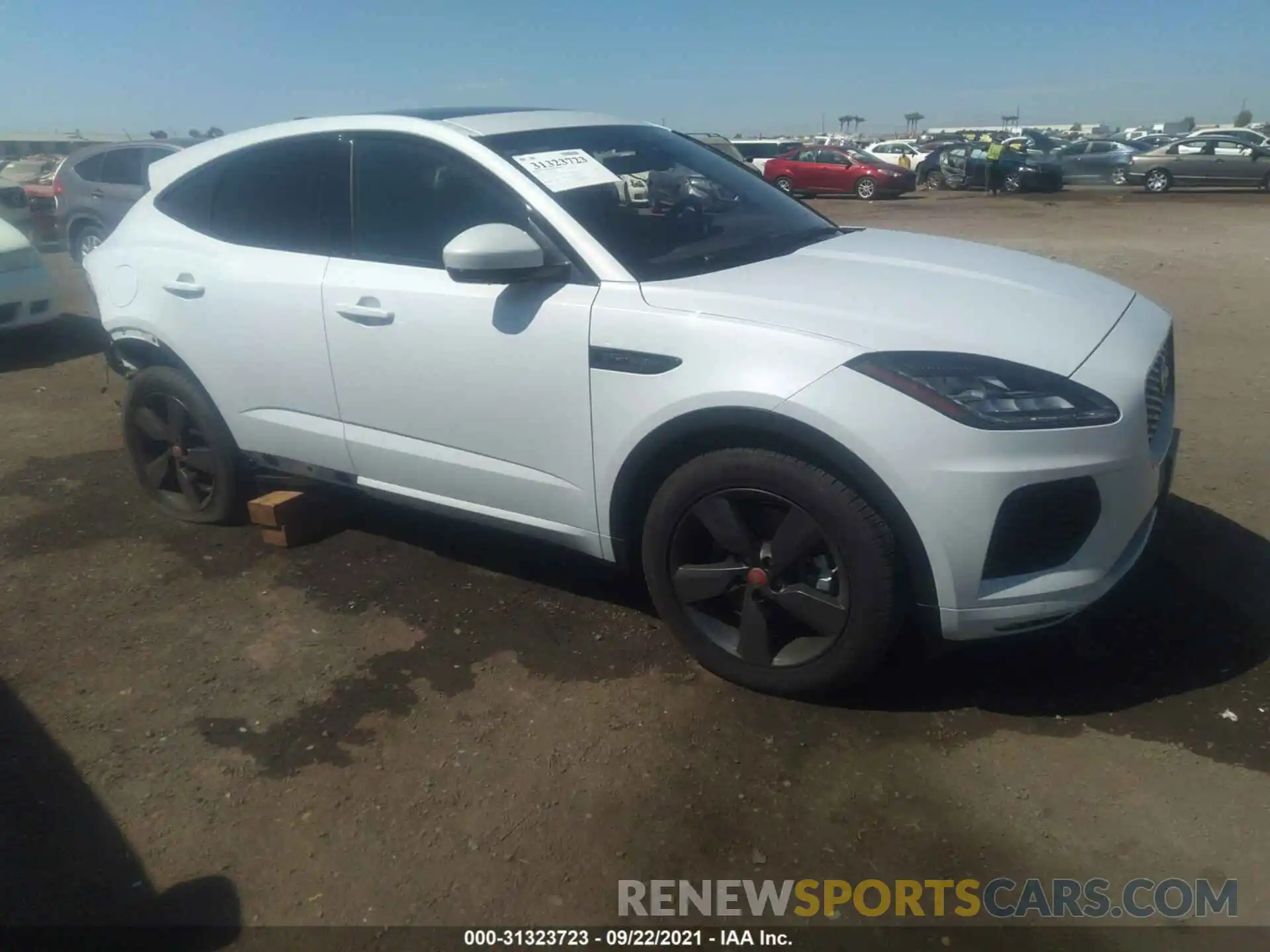 1 Фотография поврежденного автомобиля SADF12FX9L1Z80788 JAGUAR E-PACE 2020