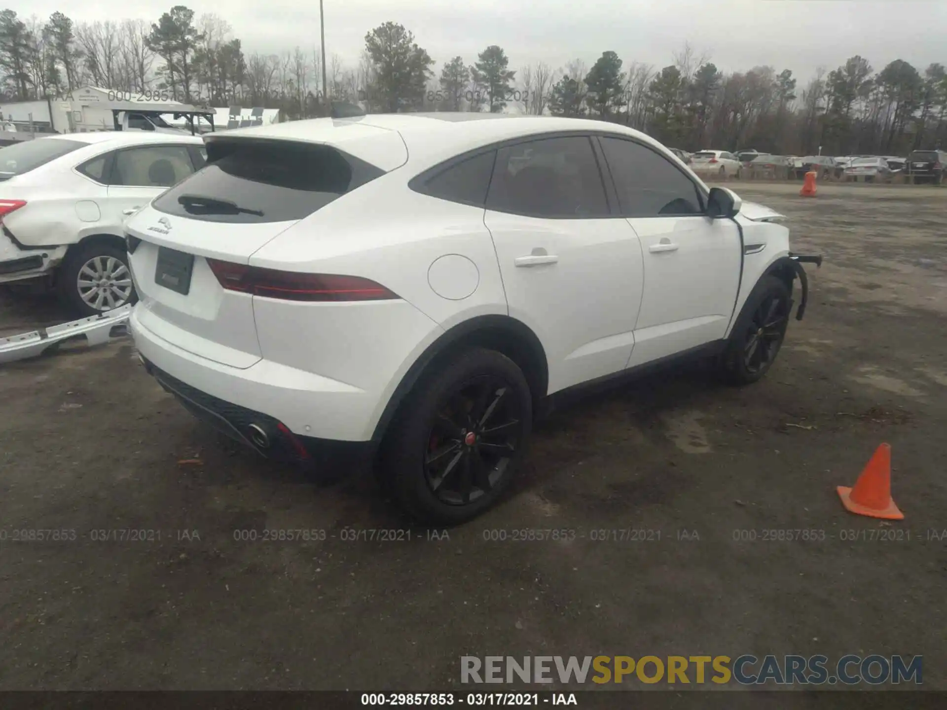 4 Фотография поврежденного автомобиля SADFK2FX1L1Z81933 JAGUAR E-PACE 2020