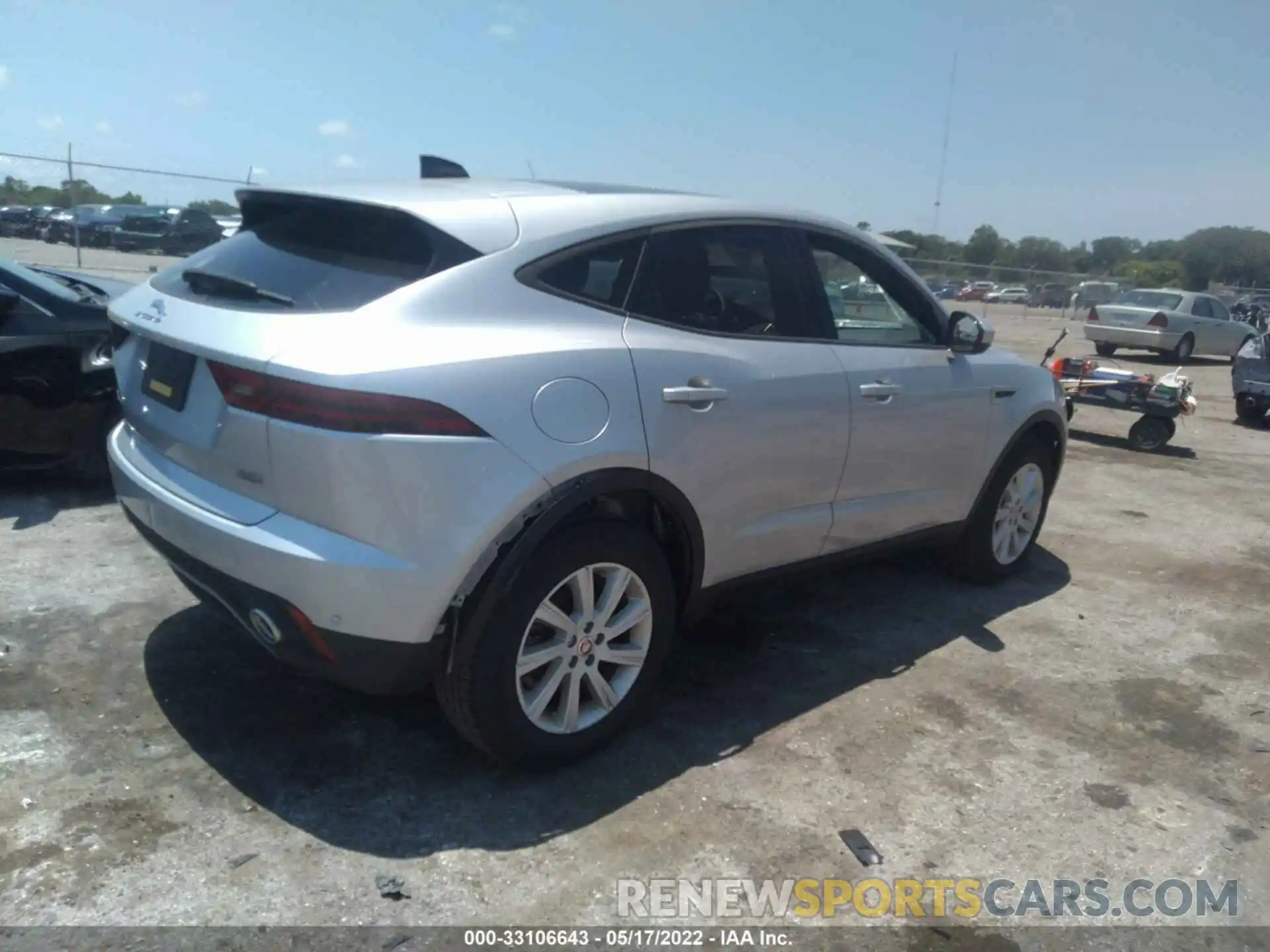 4 Фотография поврежденного автомобиля SADFK2FX1L1Z83942 JAGUAR E-PACE 2020