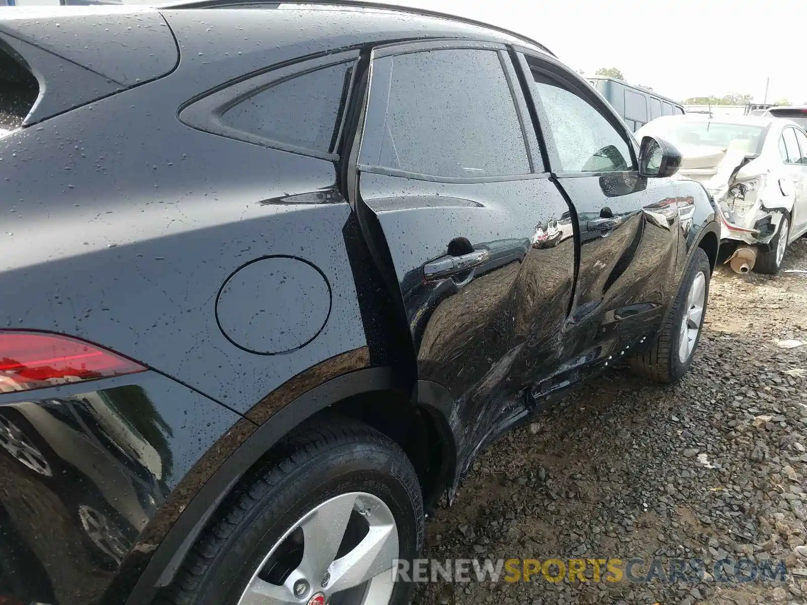 10 Photograph of a damaged car SADFK2FX2L1001335 JAGUAR E-PACE 2020