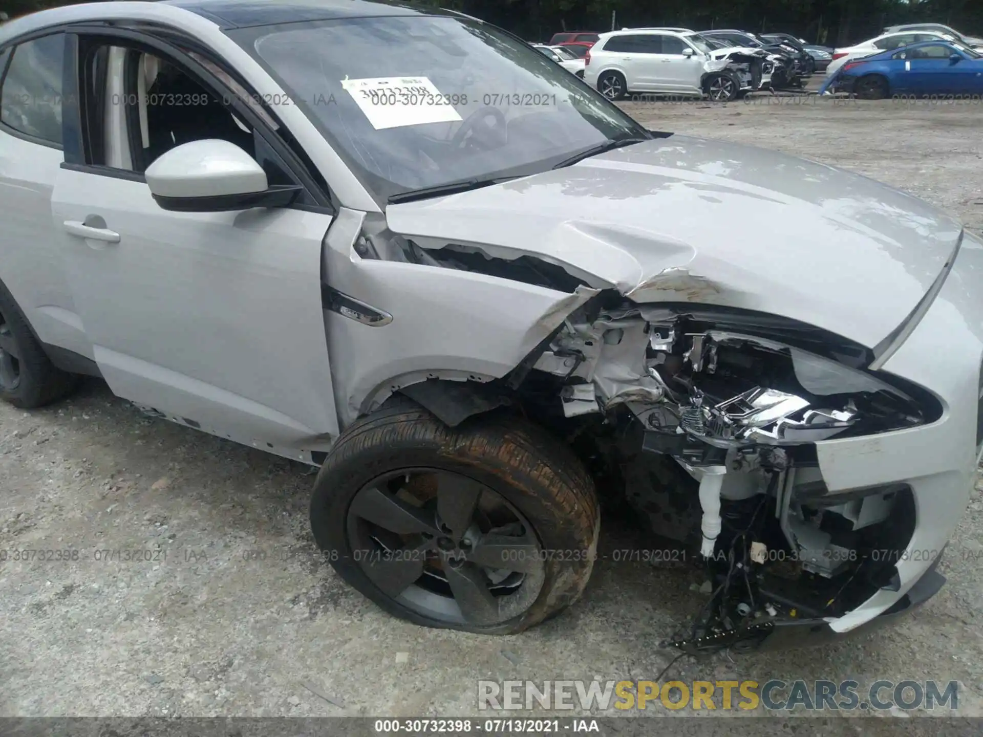 6 Photograph of a damaged car SADFK2FX7L1009835 JAGUAR E-PACE 2020