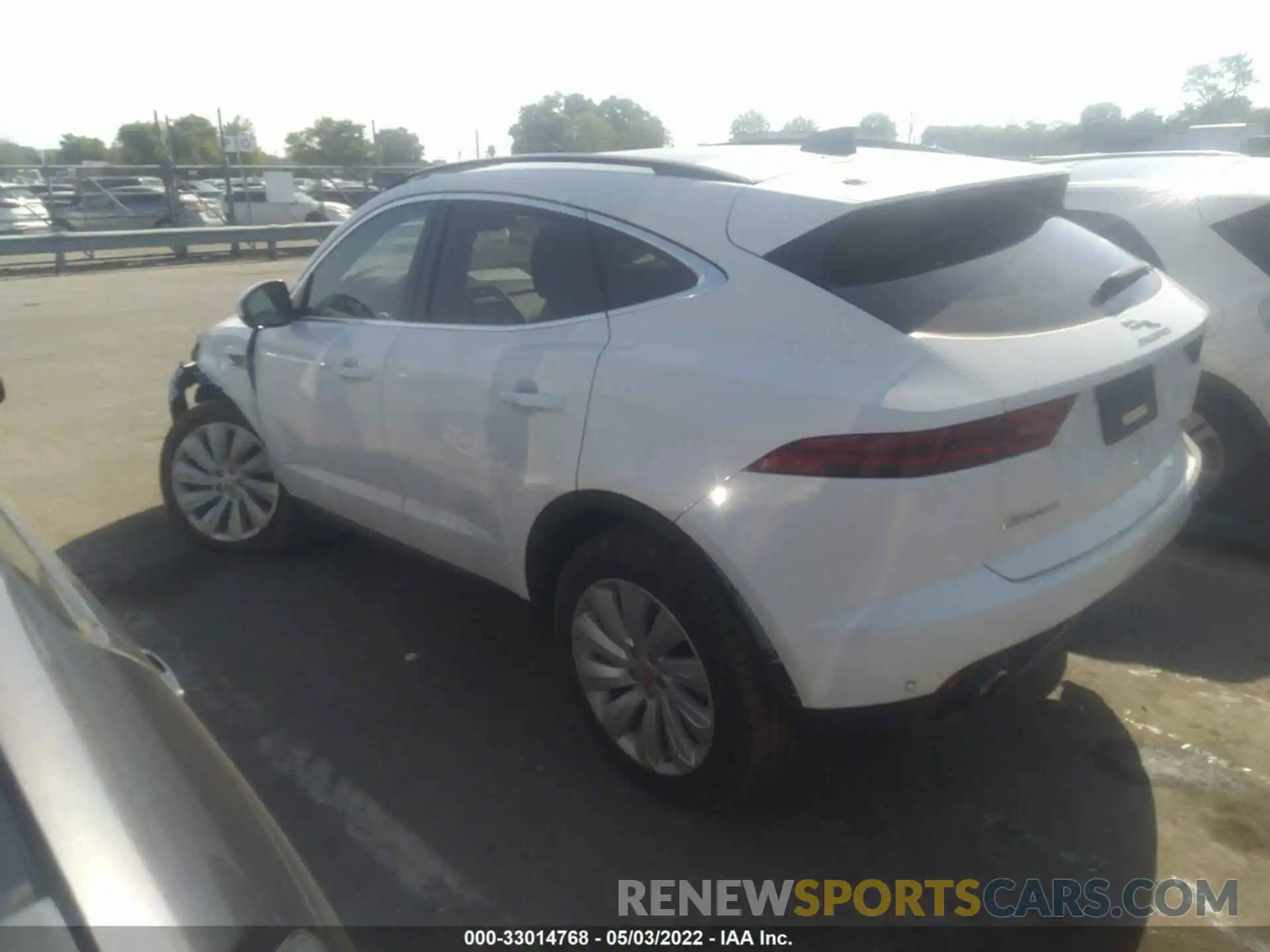 3 Photograph of a damaged car SADFP2FX4L1004609 JAGUAR E-PACE 2020