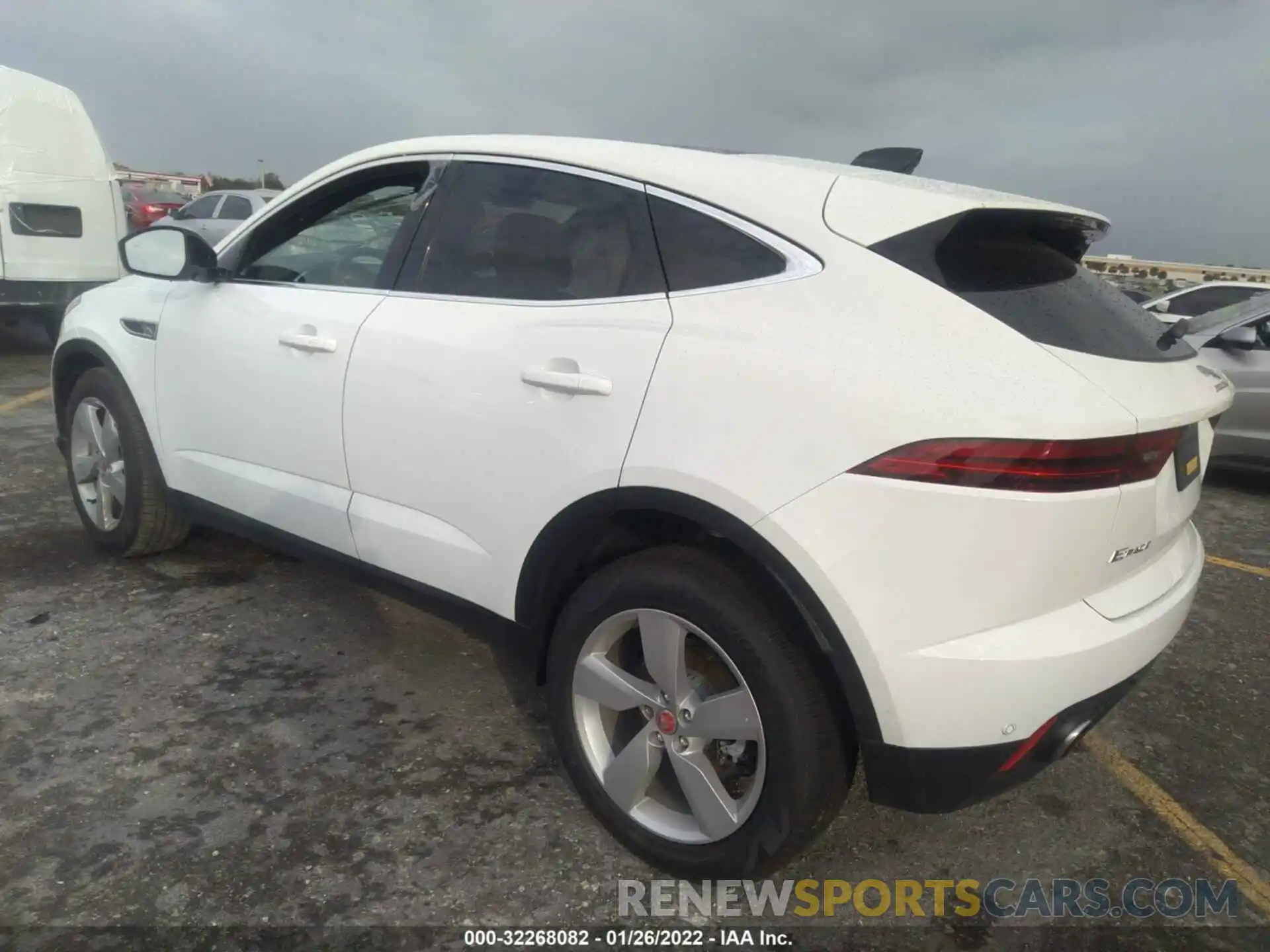 3 Фотография поврежденного автомобиля SADFP2FX9N1028858 JAGUAR E-PACE 2022