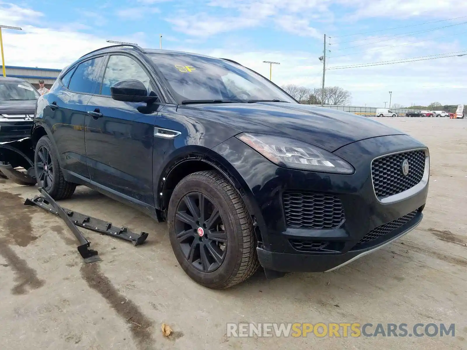 1 Фотография поврежденного автомобиля SADFJ2FXXK1Z34997 JAGUAR E-PACE S 2019