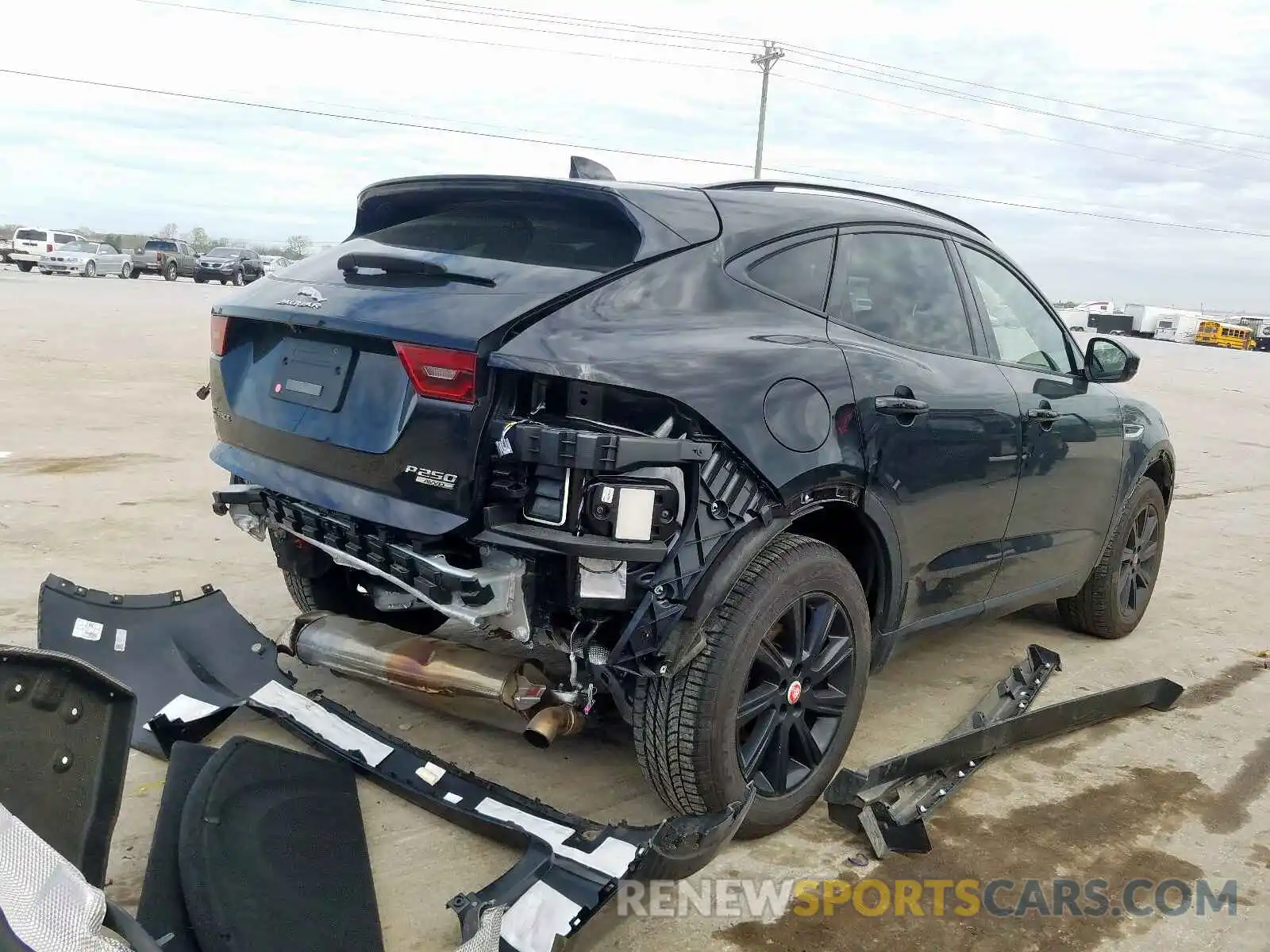 4 Фотография поврежденного автомобиля SADFJ2FXXK1Z34997 JAGUAR E-PACE S 2019