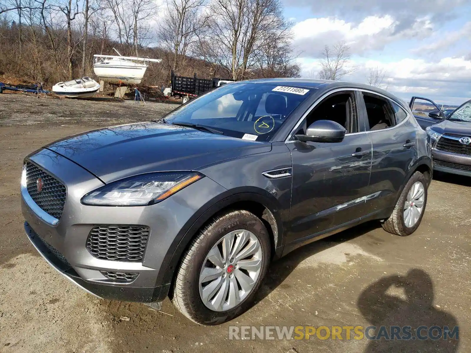 2 Фотография поврежденного автомобиля SADFP2FX1K1Z44963 JAGUAR E-PACE SE 2019