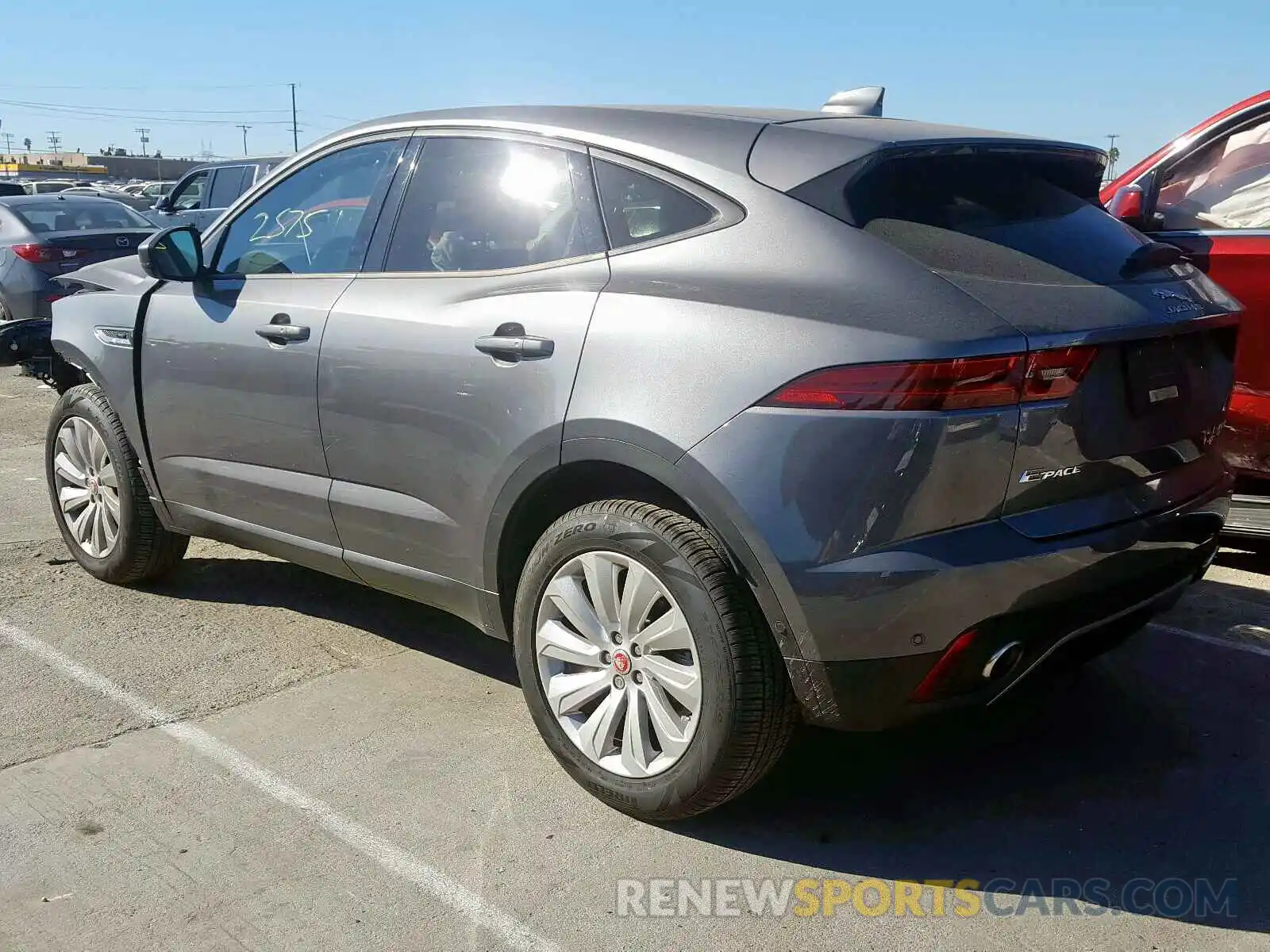 3 Photograph of a damaged car SADFP2FX6K1Z39273 JAGUAR E-PACE SE 2019