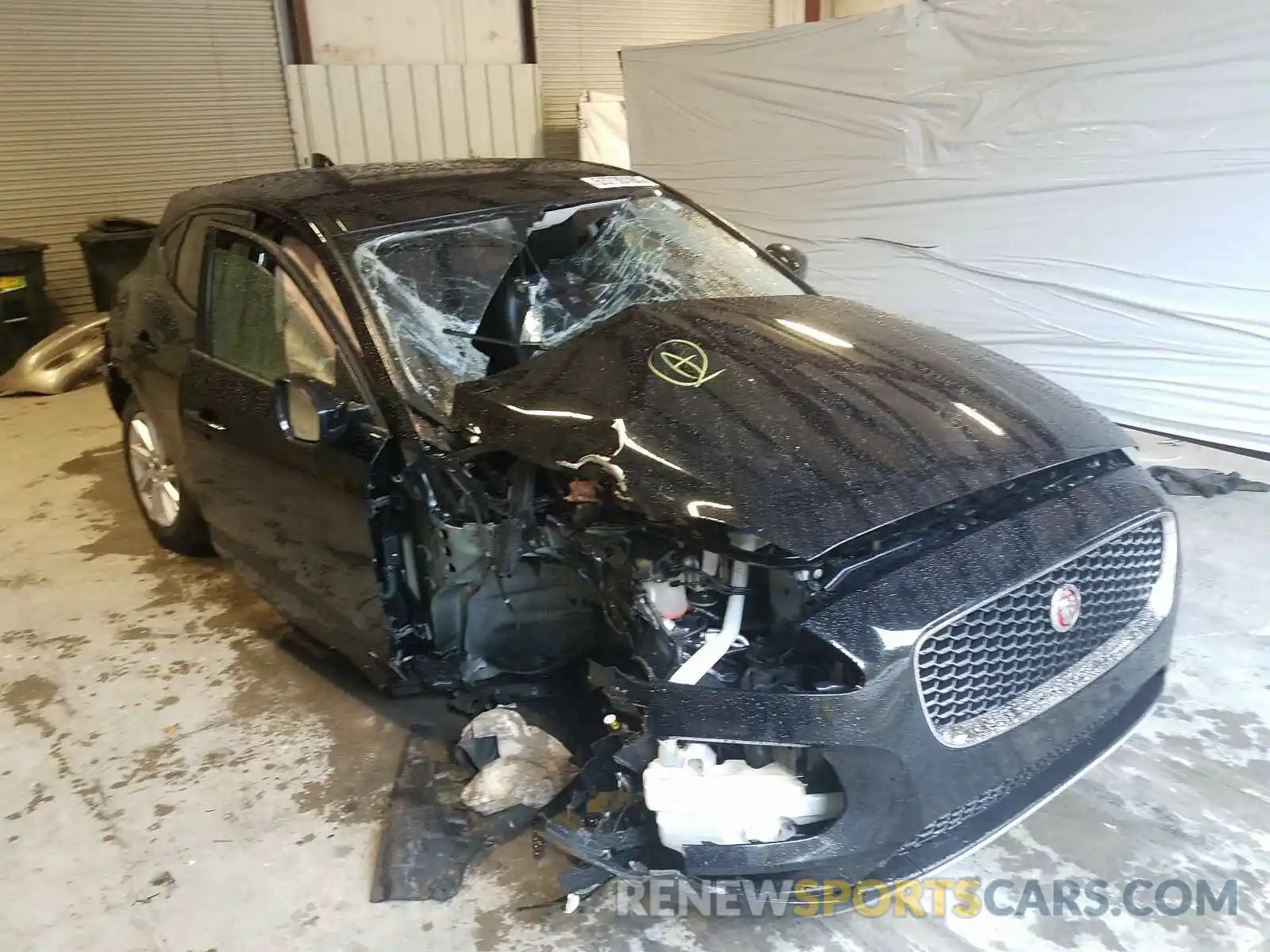 1 Фотография поврежденного автомобиля SADFJ2FXXK1Z42534 JAGUAR ETYPE 2019