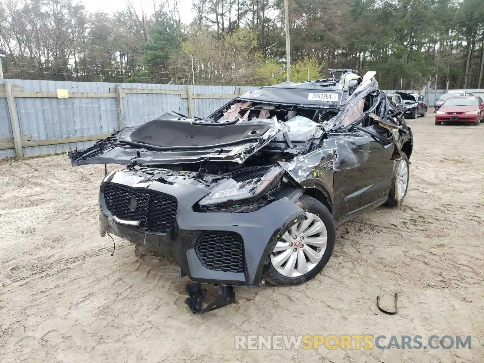 2 Фотография поврежденного автомобиля SADFL2GX5K1Z53188 JAGUAR ETYPE 2019