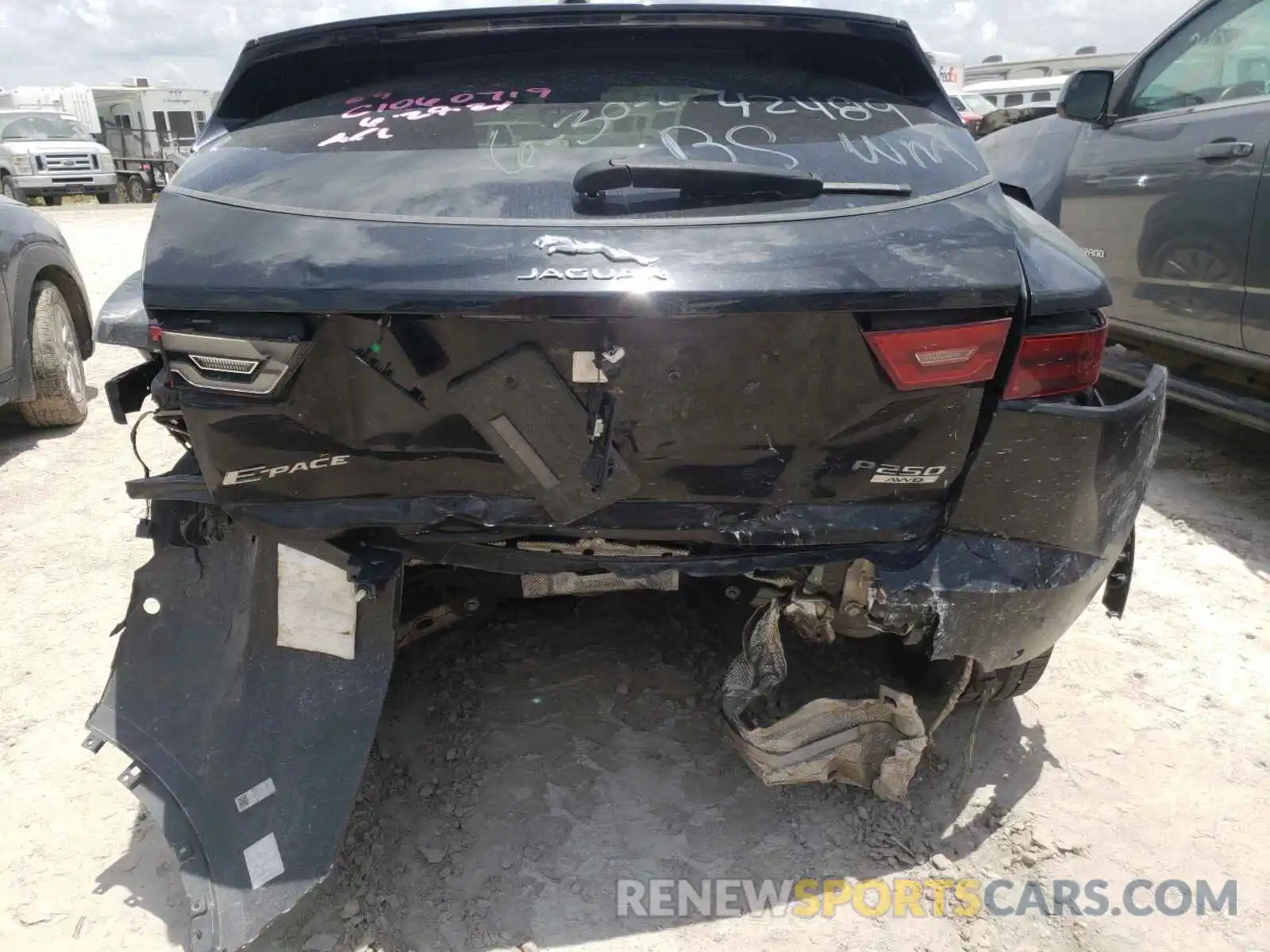 9 Photograph of a damaged car SADFP2FX3K1Z33933 JAGUAR ETYPE 2019