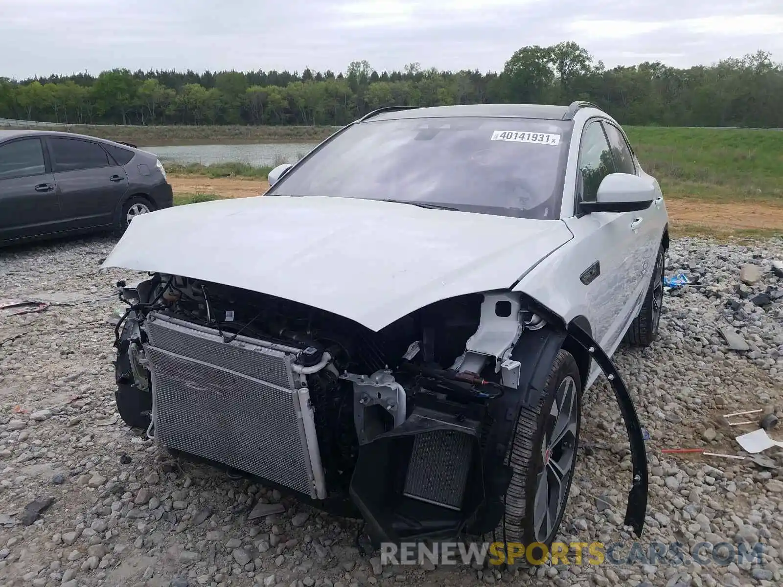 2 Photograph of a damaged car SADFT2GX5K1Z38707 JAGUAR ETYPE 2019