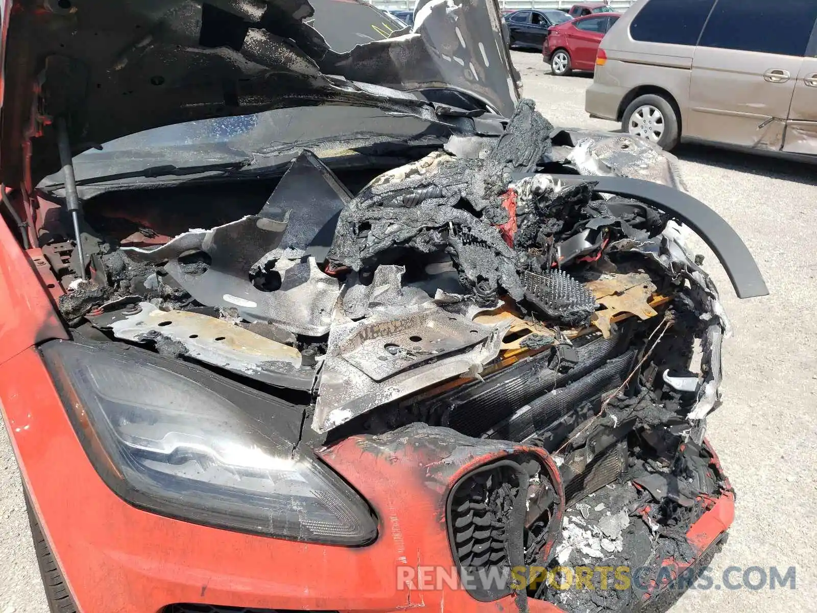 9 Photograph of a damaged car SADF12FX3L1009365 JAGUAR ETYPE 2020