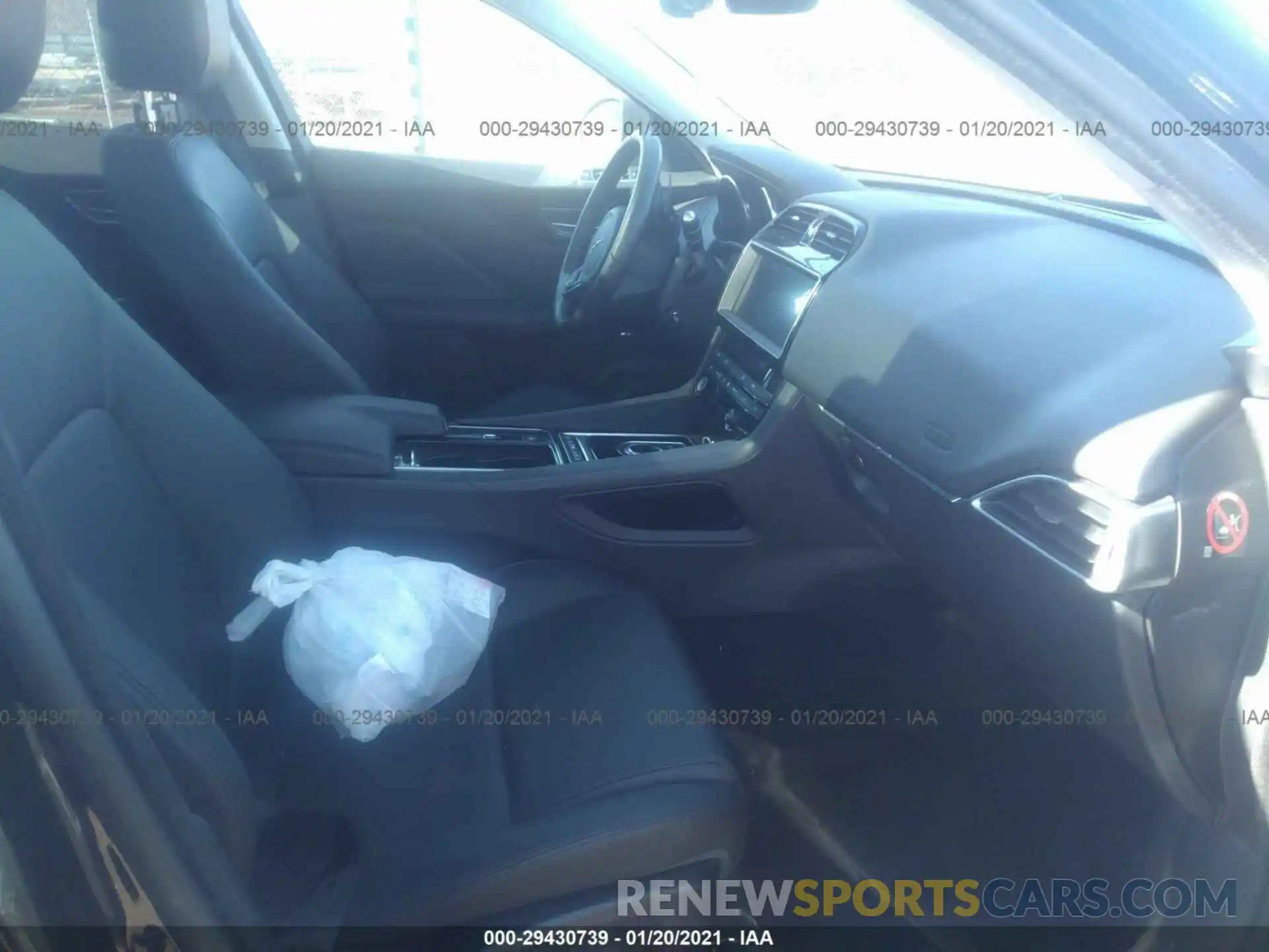 5 Photograph of a damaged car SADCJ2FX0KA360235 JAGUAR F-PACE 2019