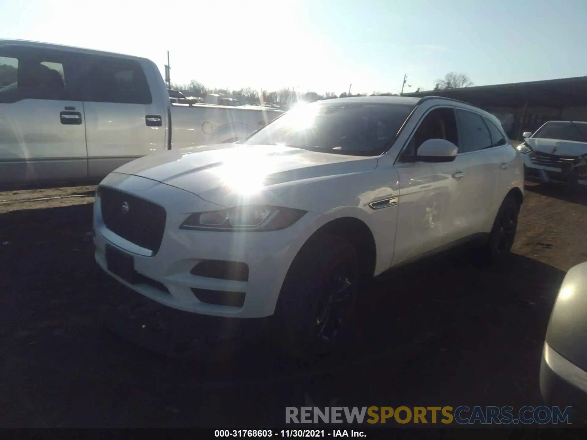 2 Фотография поврежденного автомобиля SADCJ2FX1KA365346 JAGUAR F-PACE 2019