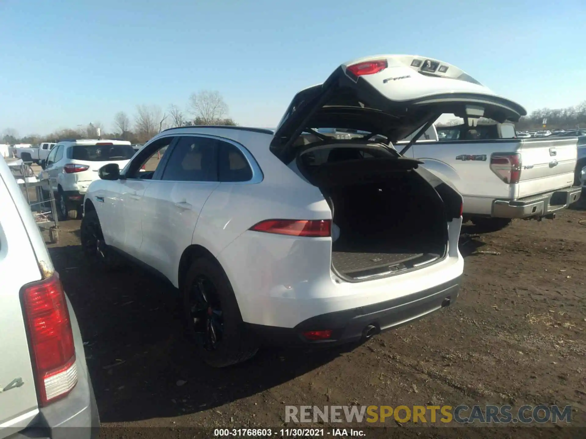 3 Photograph of a damaged car SADCJ2FX1KA365346 JAGUAR F-PACE 2019