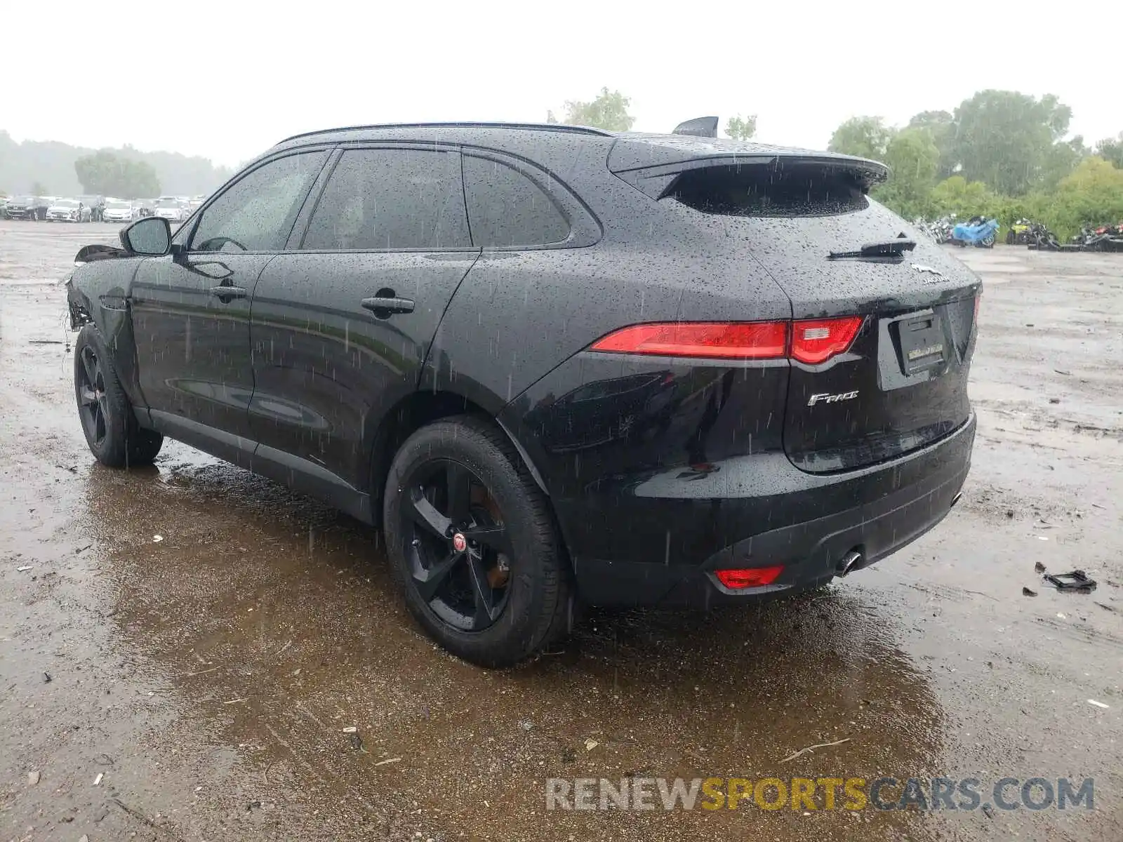 3 Фотография поврежденного автомобиля SADCJ2FX1KA368411 JAGUAR F-PACE 2019