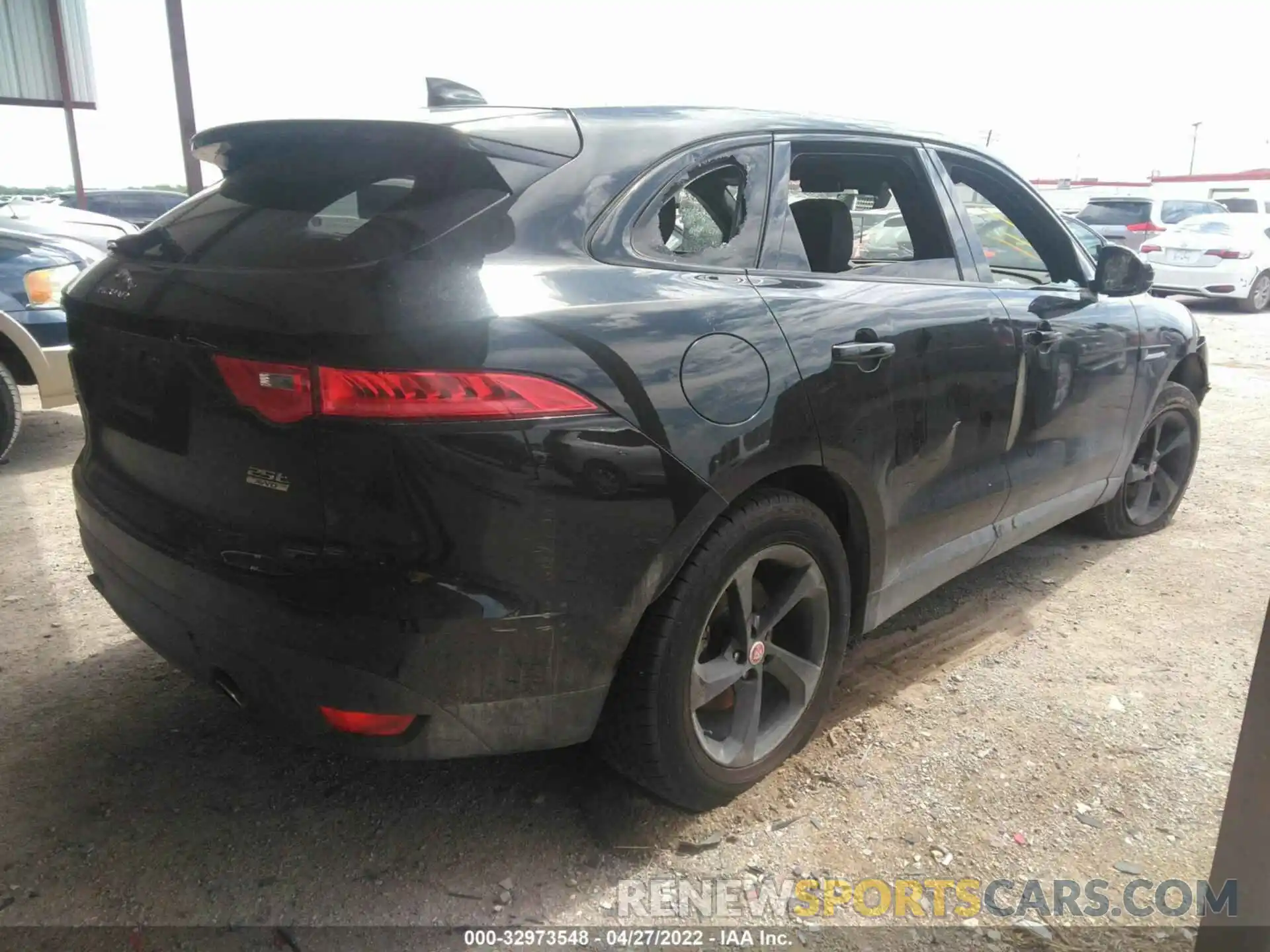 4 Фотография поврежденного автомобиля SADCJ2FX1KA604443 JAGUAR F-PACE 2019