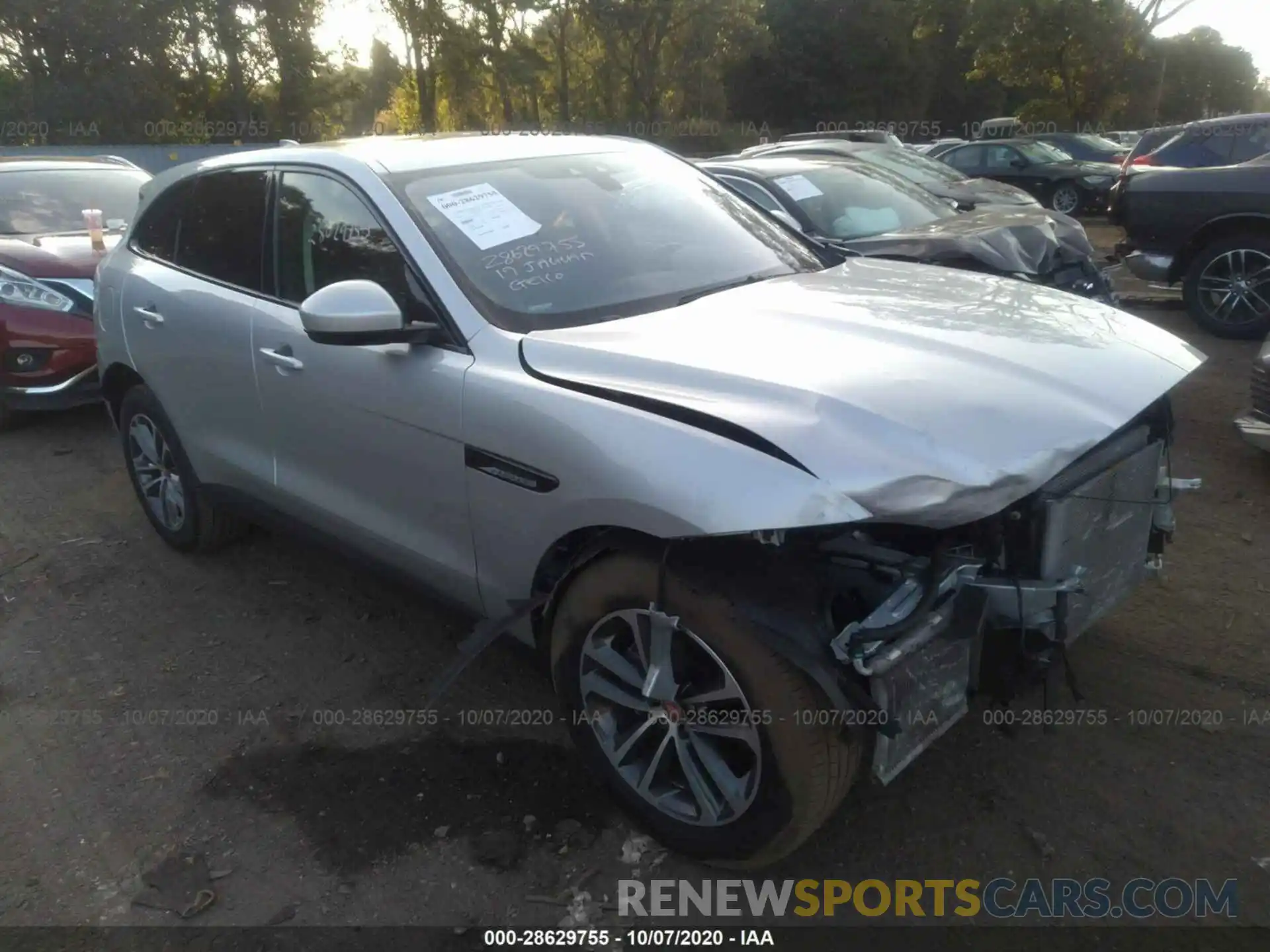 1 Photograph of a damaged car SADCJ2FX2KA396072 JAGUAR F-PACE 2019