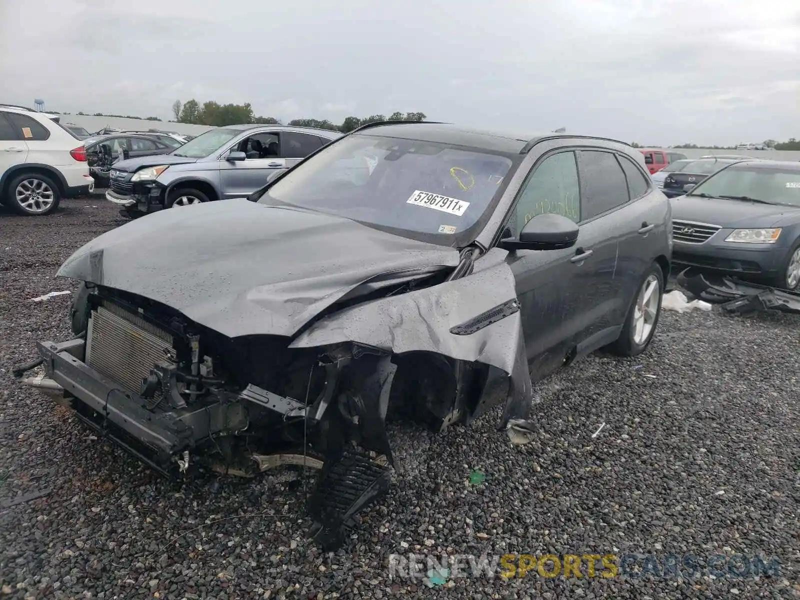 2 Photograph of a damaged car SADCJ2FX2KA397271 JAGUAR F-PACE 2019