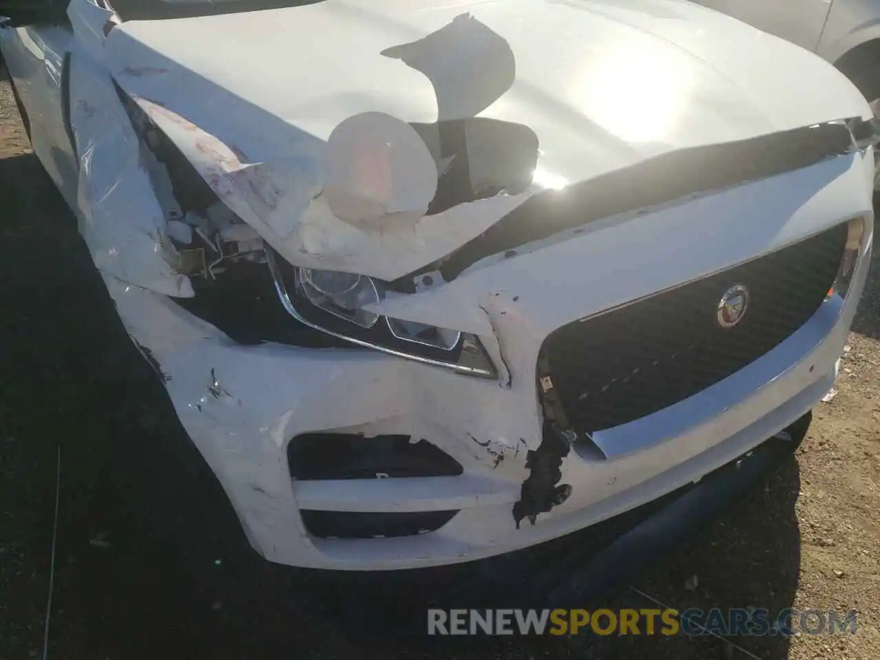 9 Photograph of a damaged car SADCJ2FX2KA607254 JAGUAR F-PACE 2019