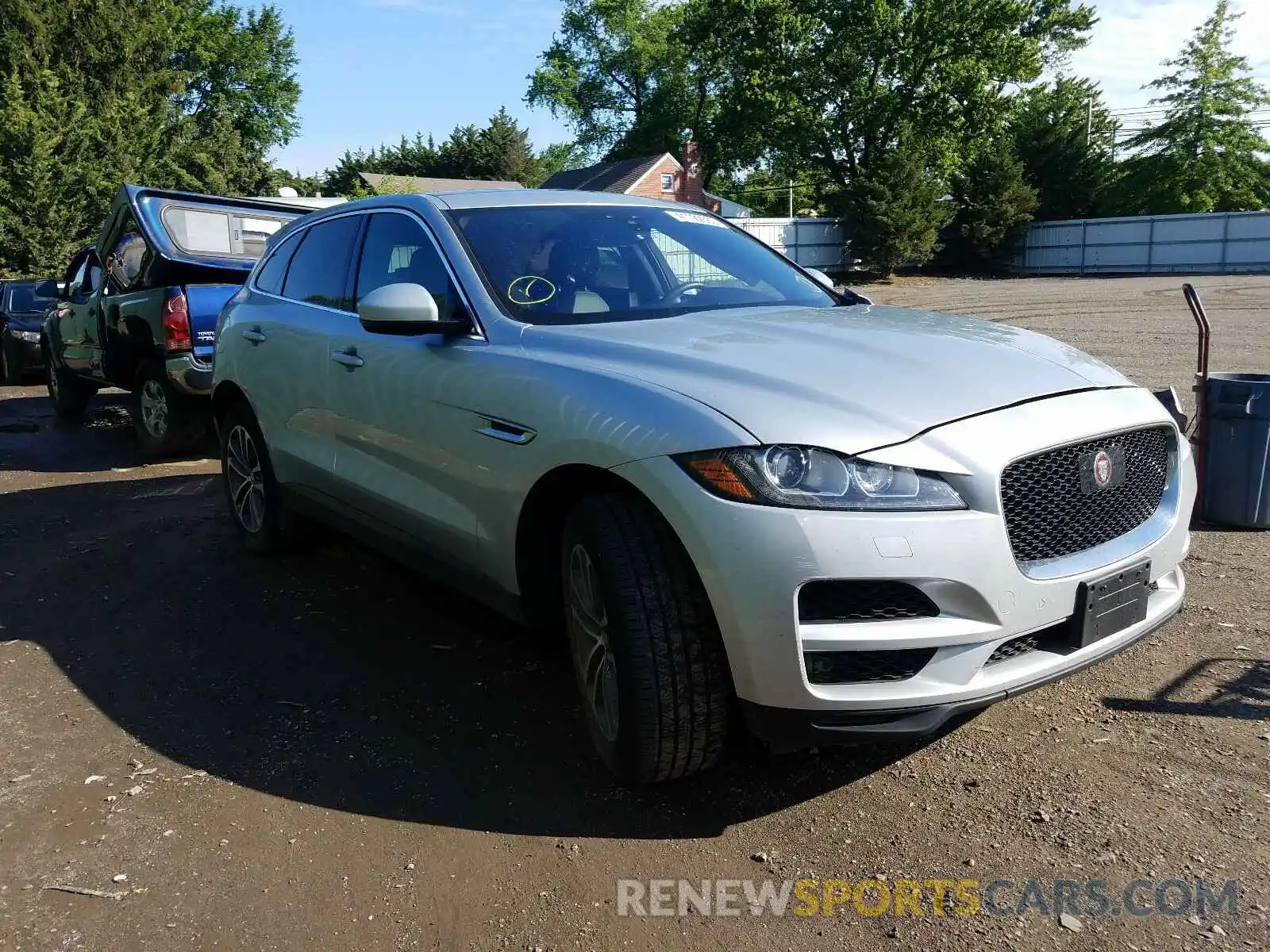 1 Photograph of a damaged car SADCJ2FX3KA360682 JAGUAR F-PACE 2019