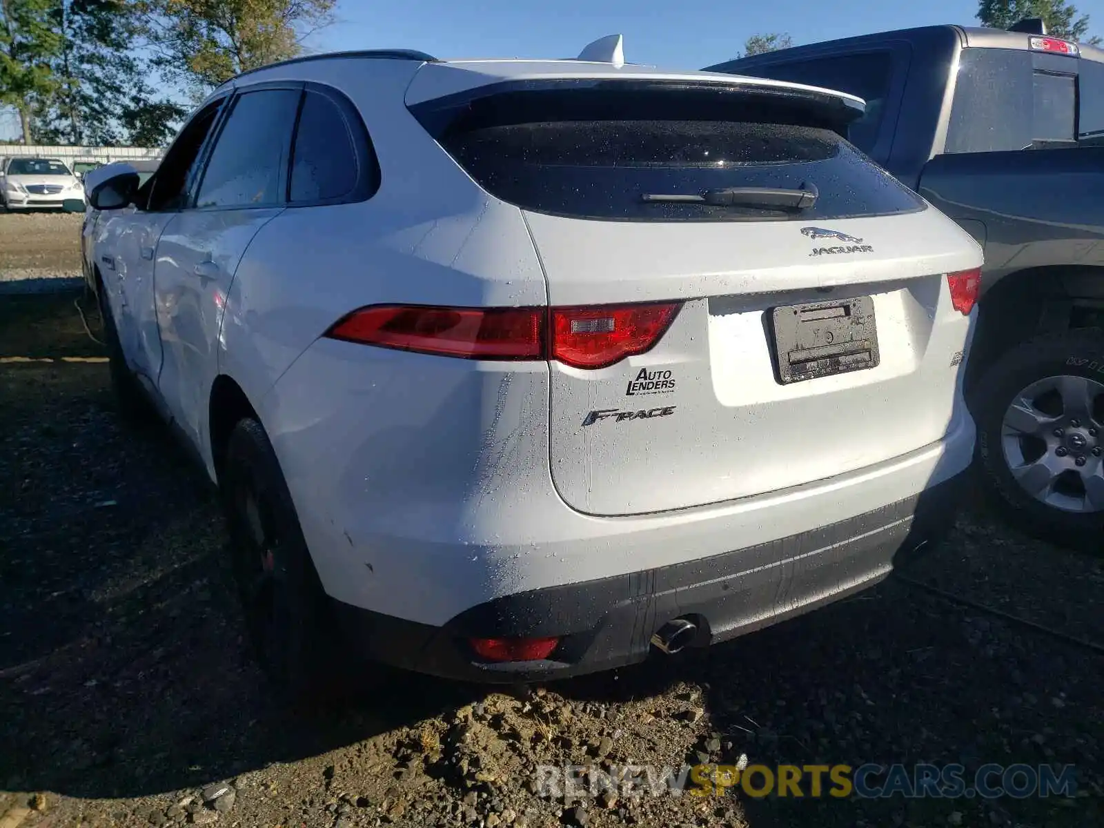 3 Photograph of a damaged car SADCJ2FX3KA361931 JAGUAR F-PACE 2019