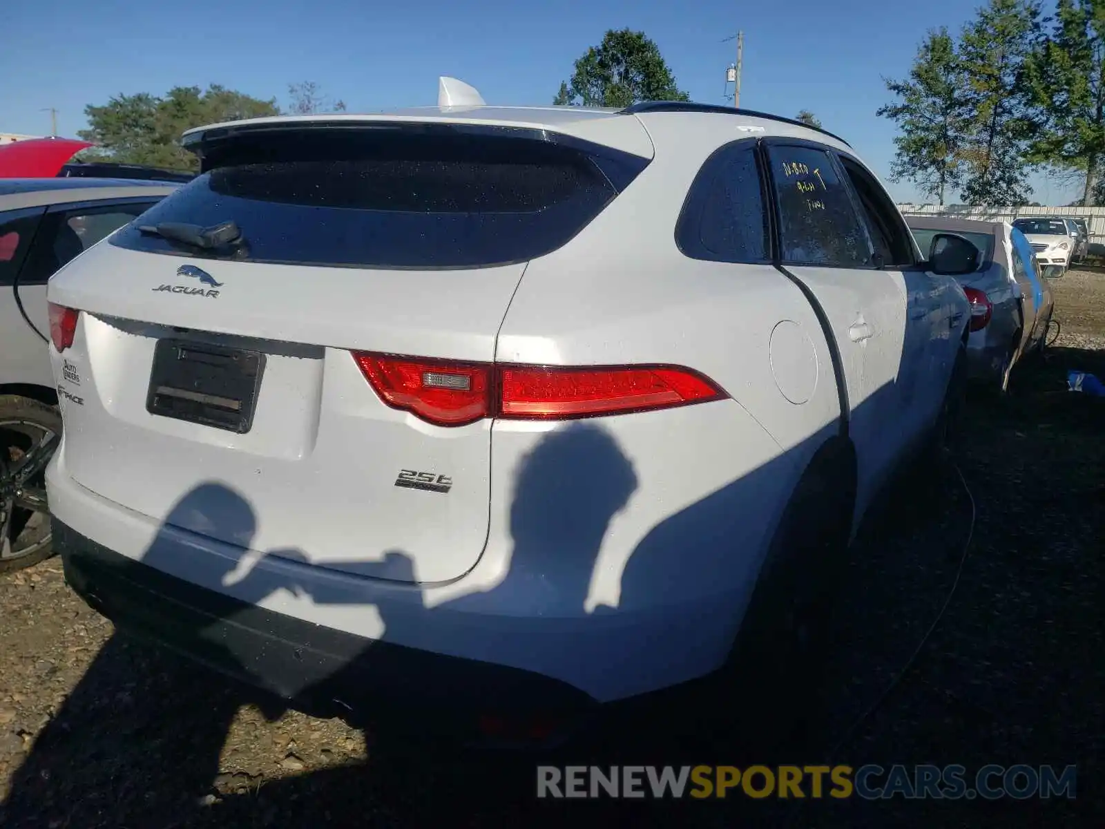 4 Photograph of a damaged car SADCJ2FX3KA361931 JAGUAR F-PACE 2019