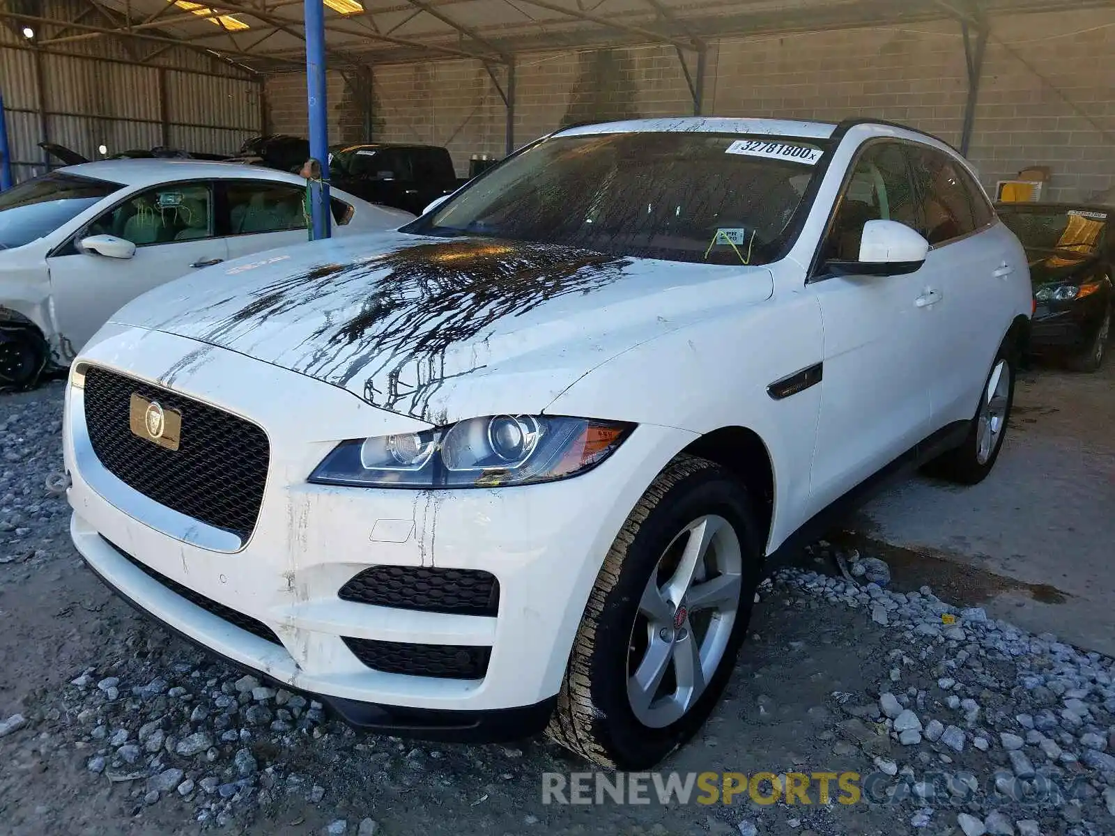 2 Фотография поврежденного автомобиля SADCJ2FX3KA368653 JAGUAR F-PACE 2019