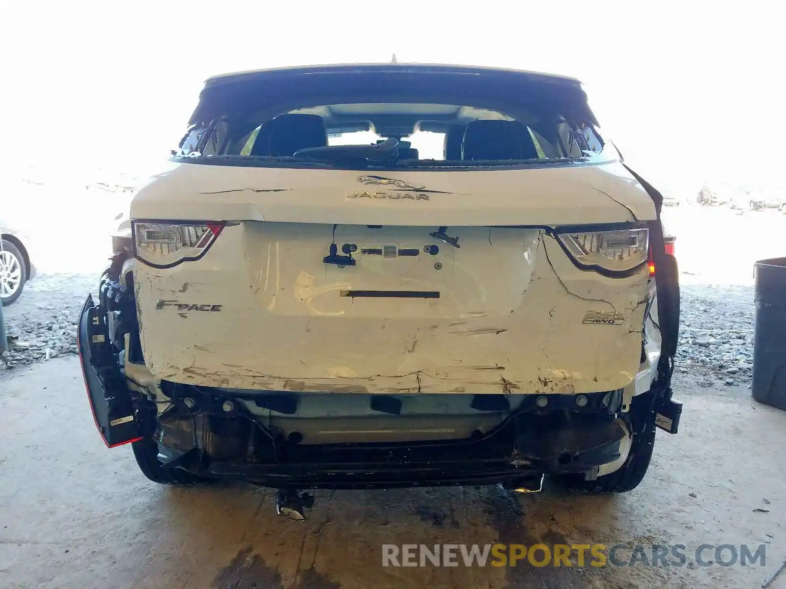 9 Photograph of a damaged car SADCJ2FX3KA368653 JAGUAR F-PACE 2019