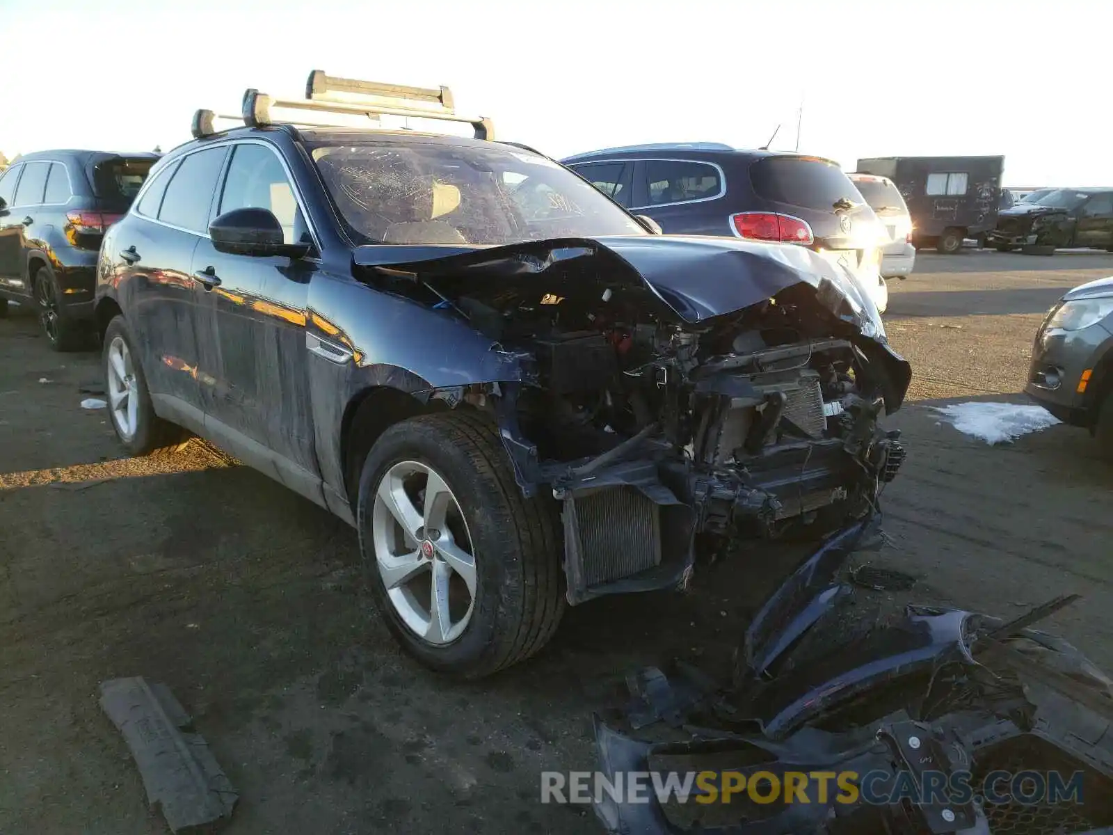 1 Photograph of a damaged car SADCJ2FX3KA368846 JAGUAR F-PACE 2019