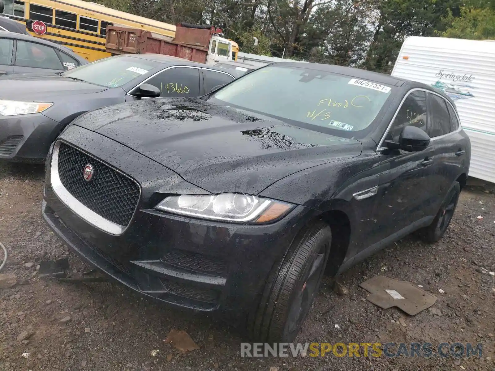 2 Фотография поврежденного автомобиля SADCJ2FX3KA369219 JAGUAR F-PACE 2019