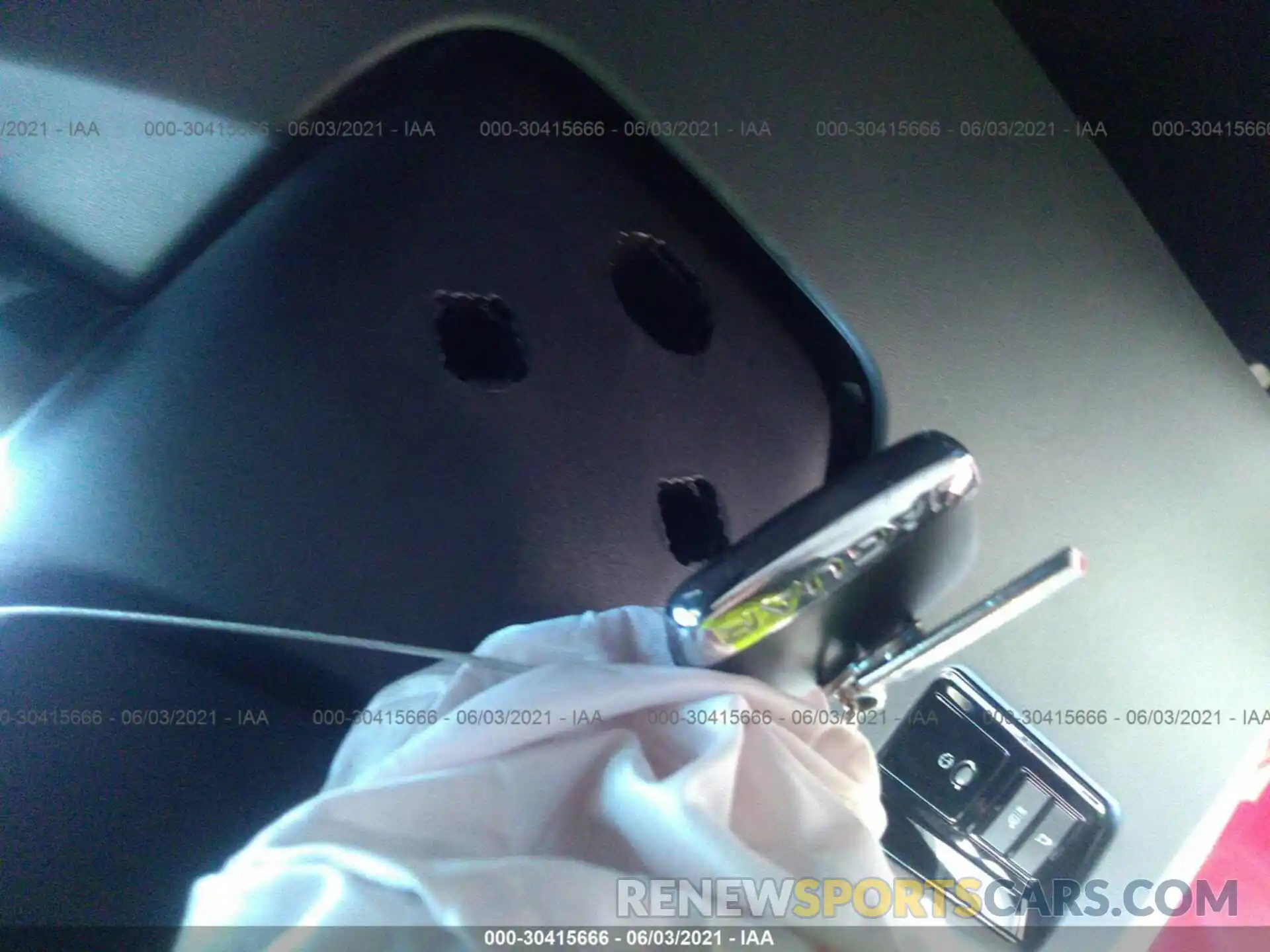 11 Photograph of a damaged car SADCJ2FX3KA600040 JAGUAR F-PACE 2019