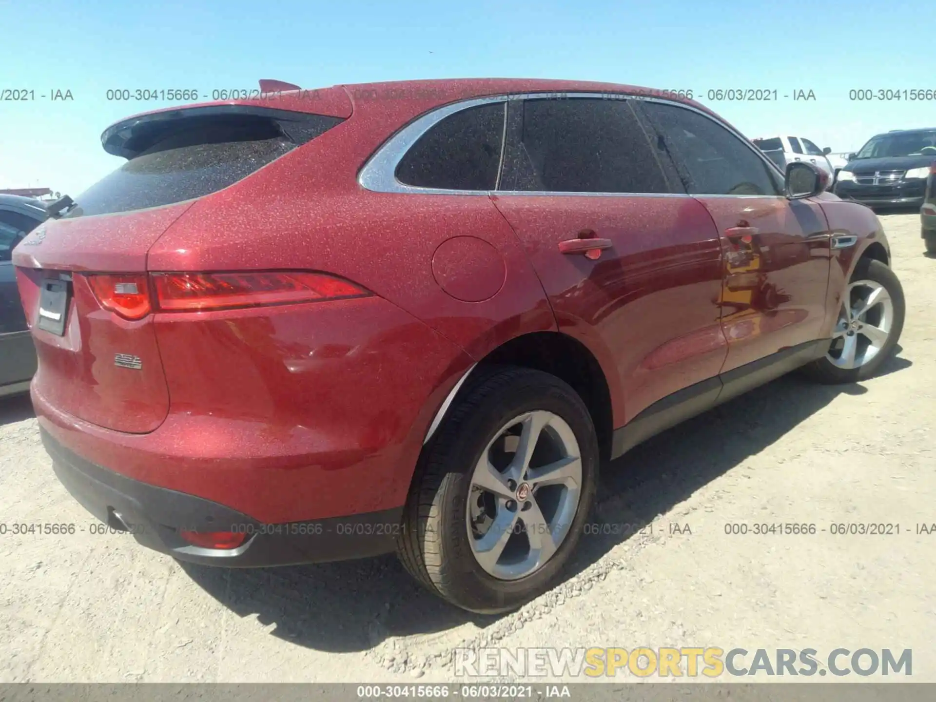 4 Фотография поврежденного автомобиля SADCJ2FX3KA600040 JAGUAR F-PACE 2019