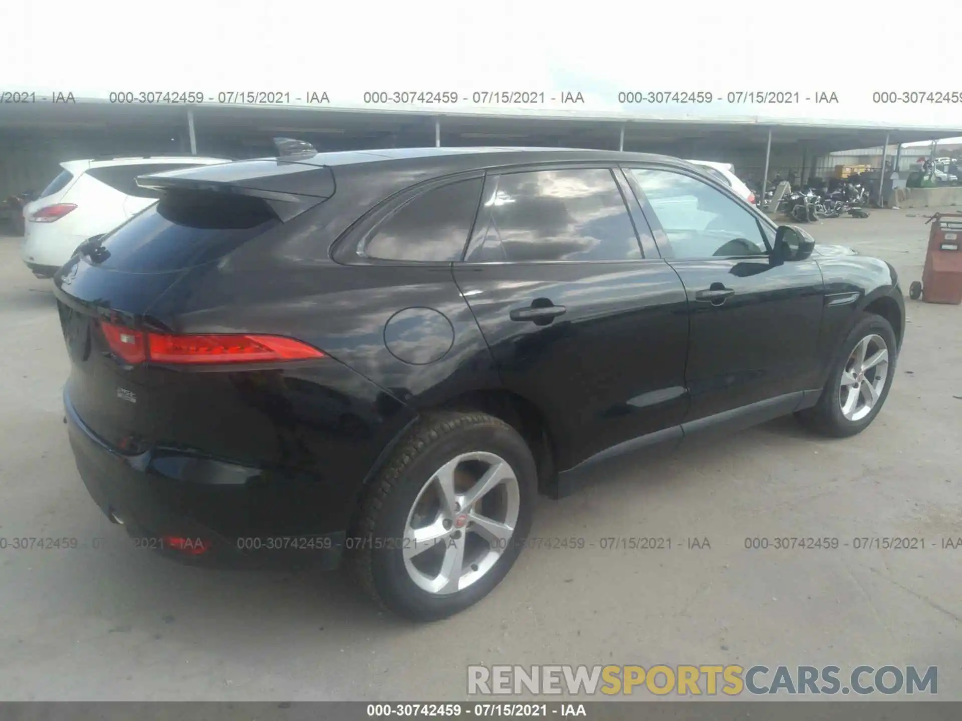 4 Фотография поврежденного автомобиля SADCJ2FX3KA603987 JAGUAR F-PACE 2019