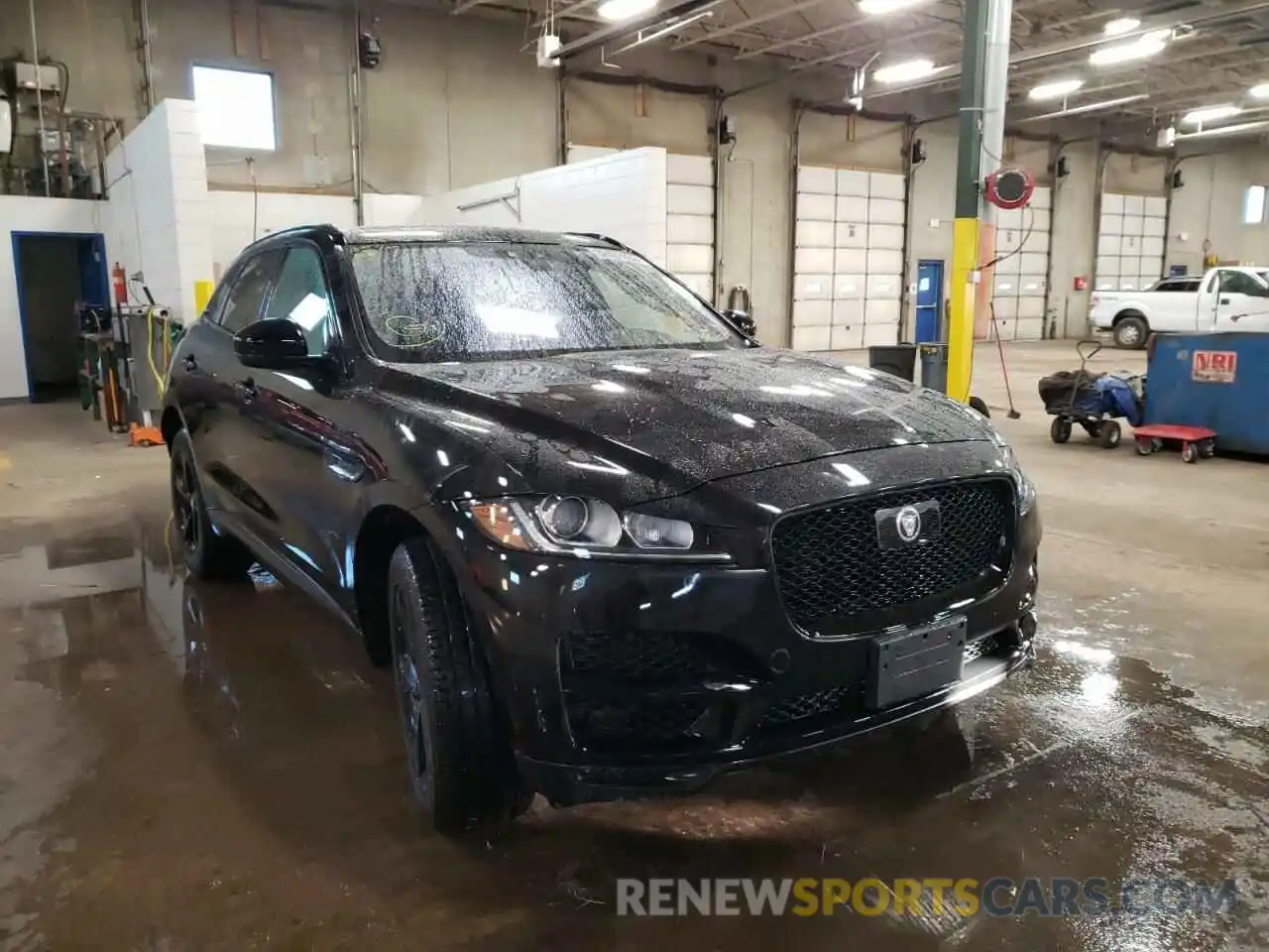 1 Фотография поврежденного автомобиля SADCJ2FX4KA360304 JAGUAR F-PACE 2019