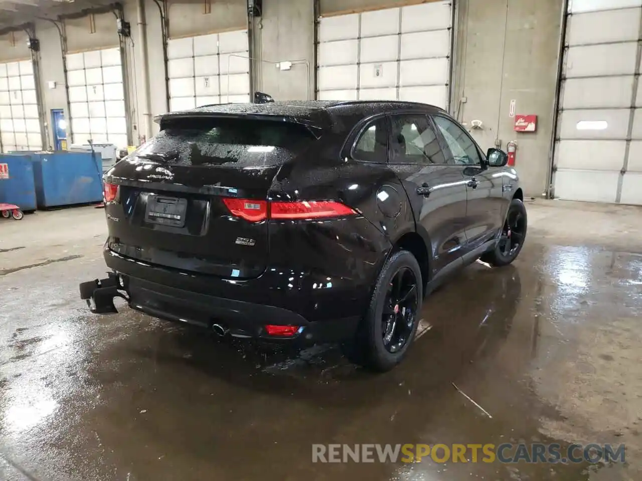 4 Photograph of a damaged car SADCJ2FX4KA360304 JAGUAR F-PACE 2019