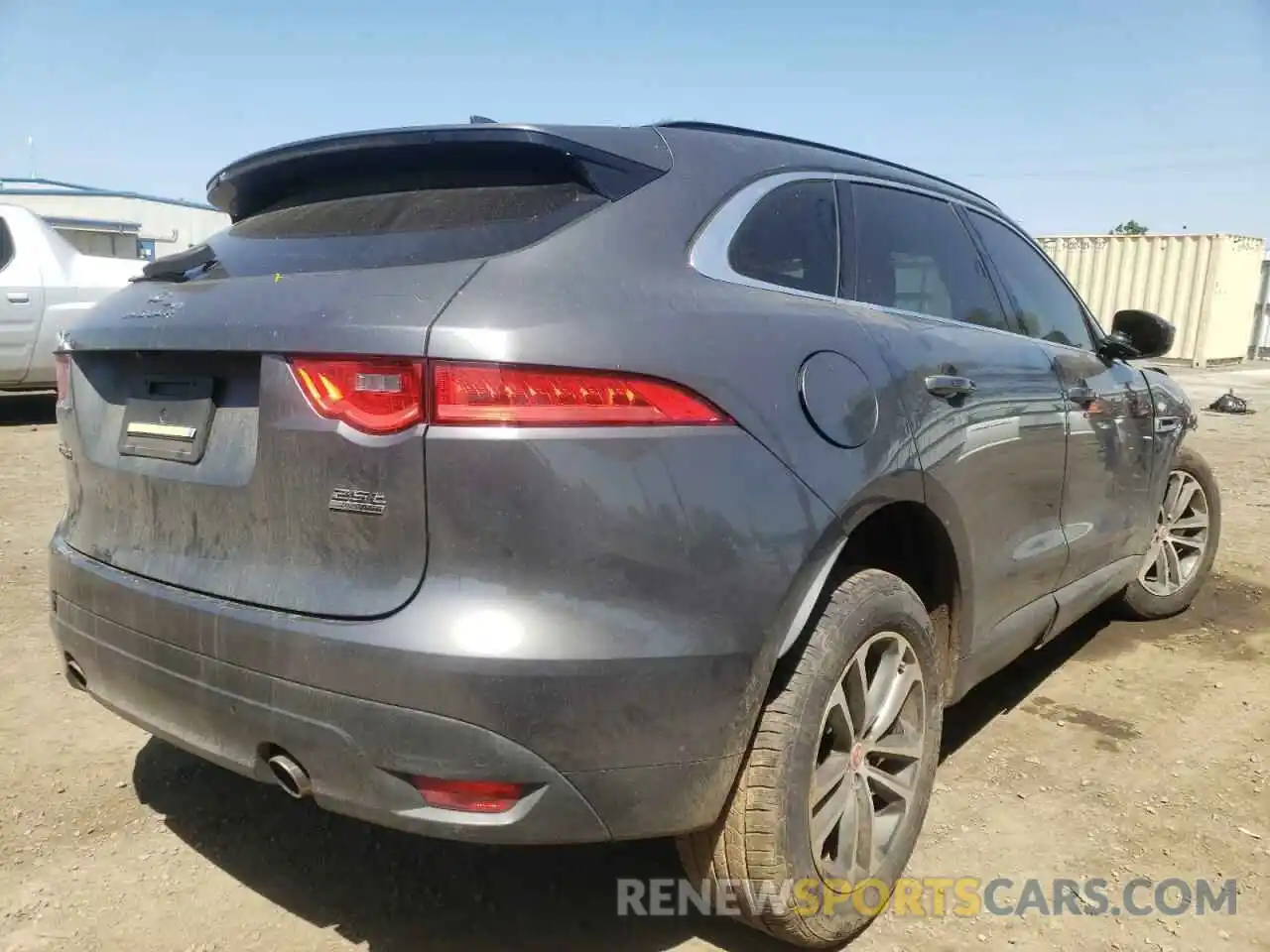 4 Фотография поврежденного автомобиля SADCJ2FX4KA360335 JAGUAR F-PACE 2019