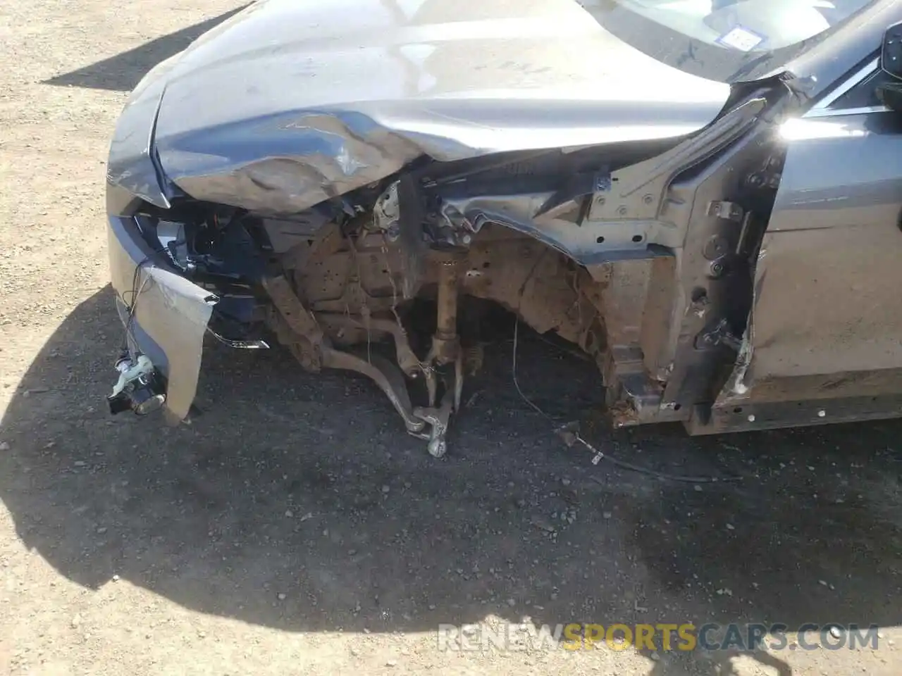 9 Photograph of a damaged car SADCJ2FX4KA360335 JAGUAR F-PACE 2019