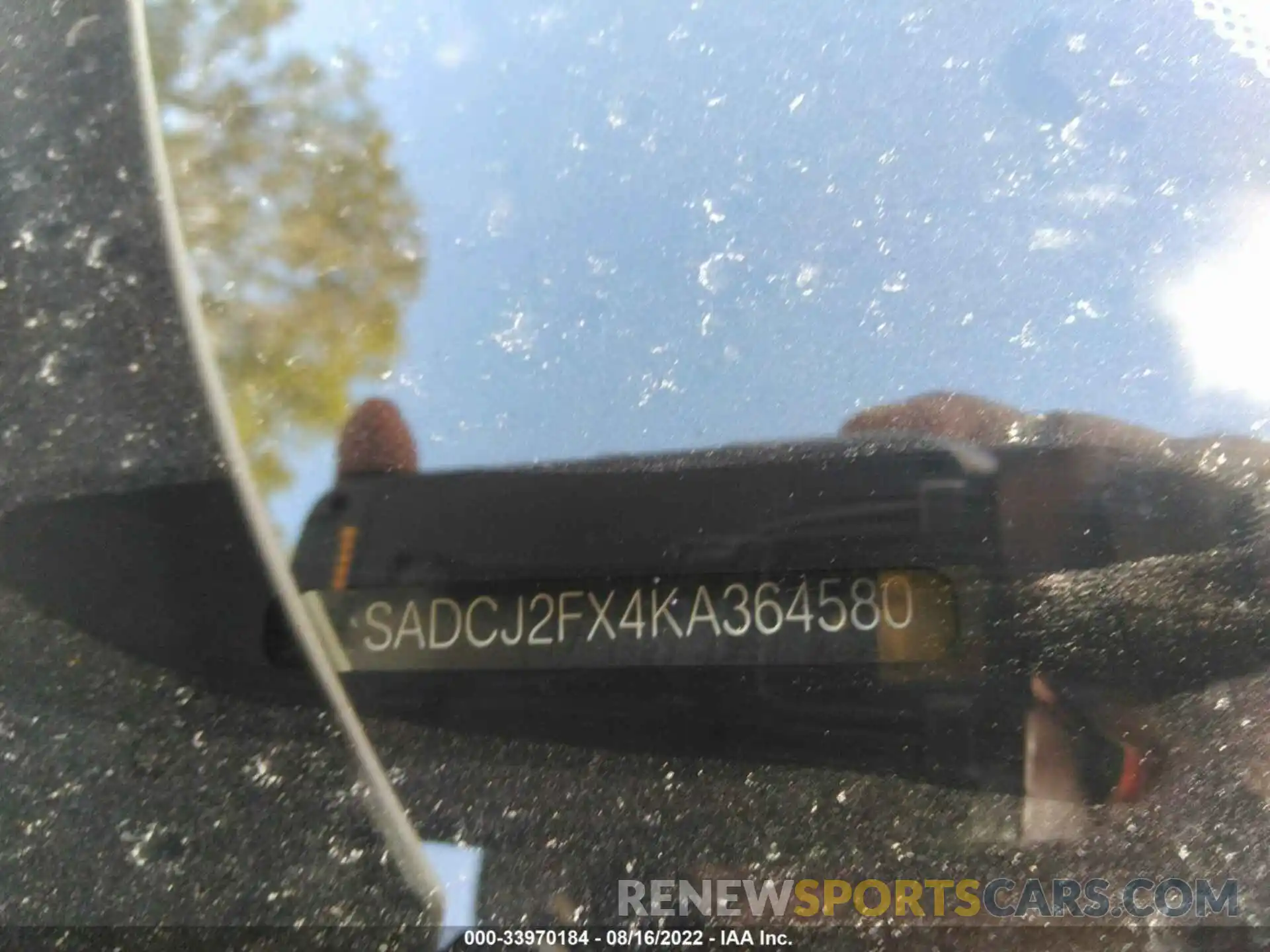 9 Photograph of a damaged car SADCJ2FX4KA364580 JAGUAR F-PACE 2019