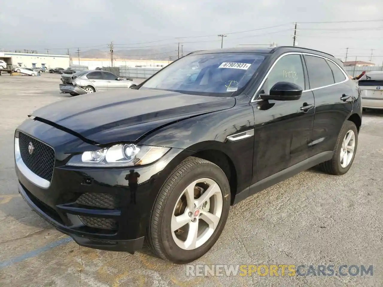 2 Фотография поврежденного автомобиля SADCJ2FX4KA395442 JAGUAR F-PACE 2019