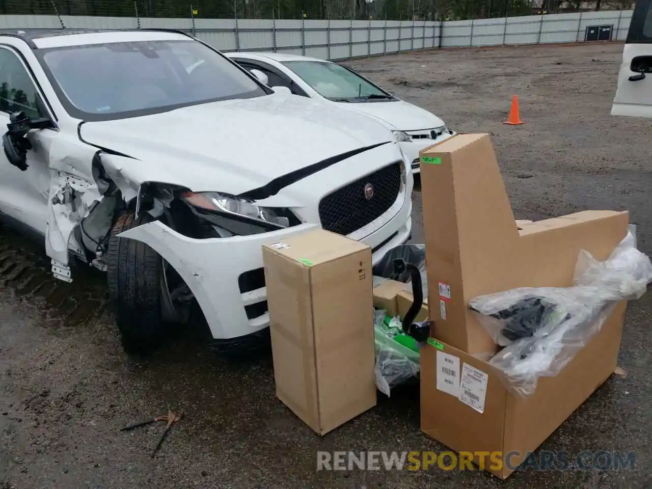 9 Photograph of a damaged car SADCJ2FX5KA364541 JAGUAR F-PACE 2019