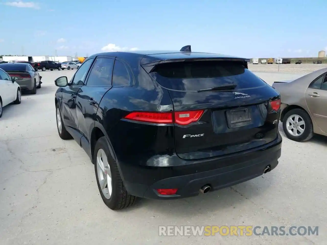 3 Photograph of a damaged car SADCJ2FX5KA606521 JAGUAR F-PACE 2019