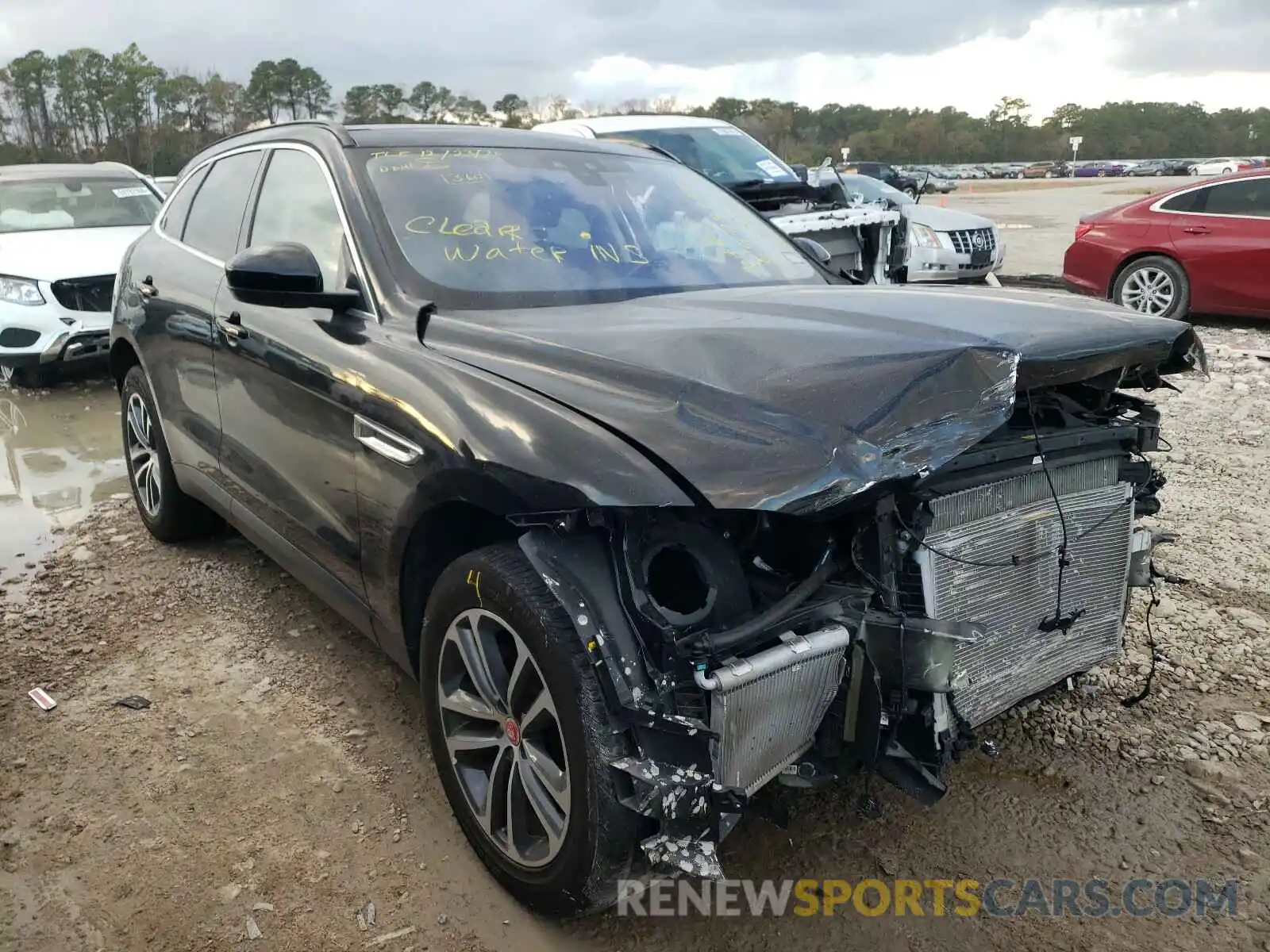 1 Photograph of a damaged car SADCJ2FX6KA368114 JAGUAR F-PACE 2019