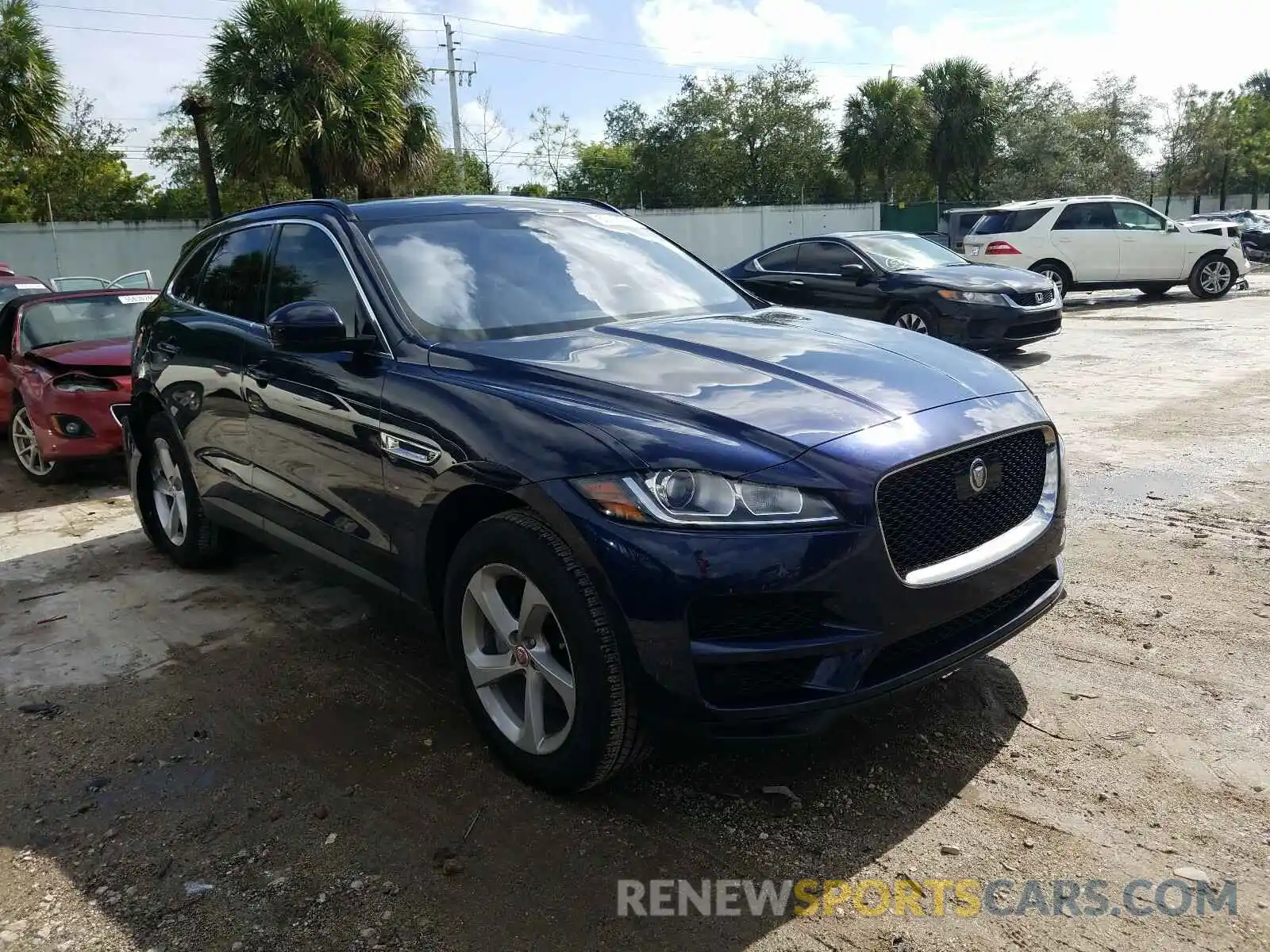 1 Photograph of a damaged car SADCJ2FX6KA396804 JAGUAR F-PACE 2019