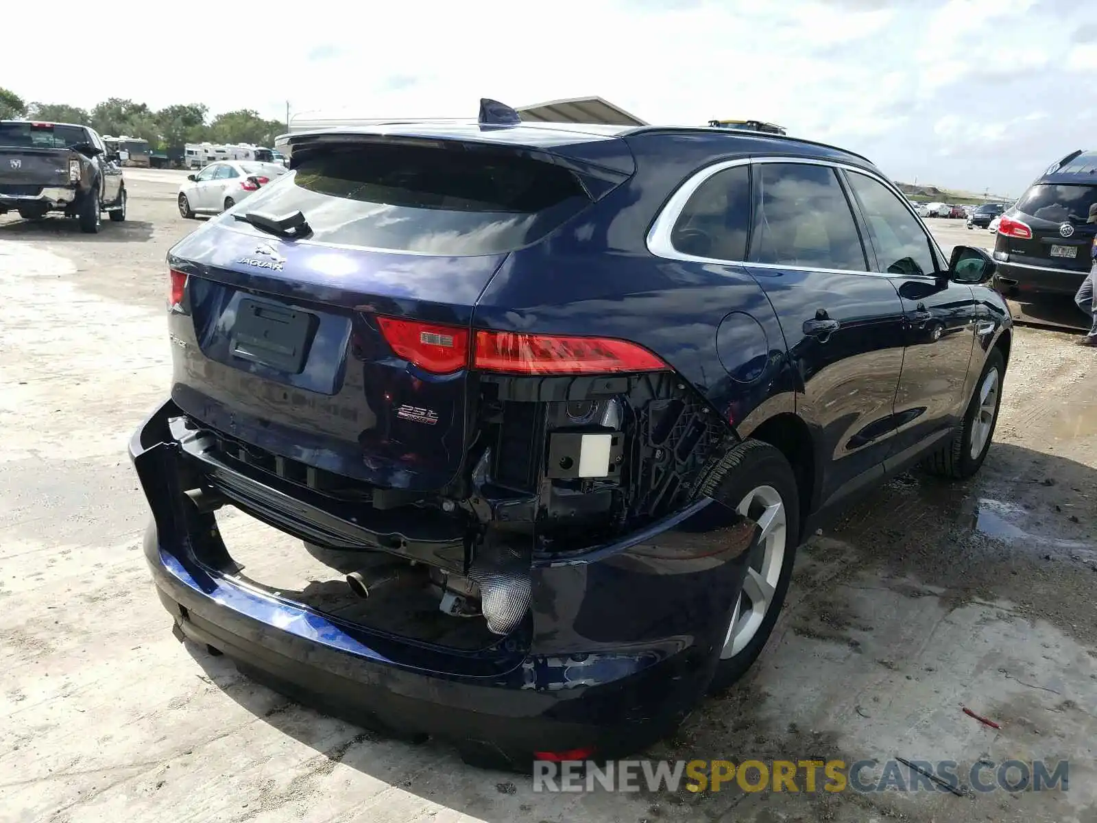 4 Photograph of a damaged car SADCJ2FX6KA396804 JAGUAR F-PACE 2019